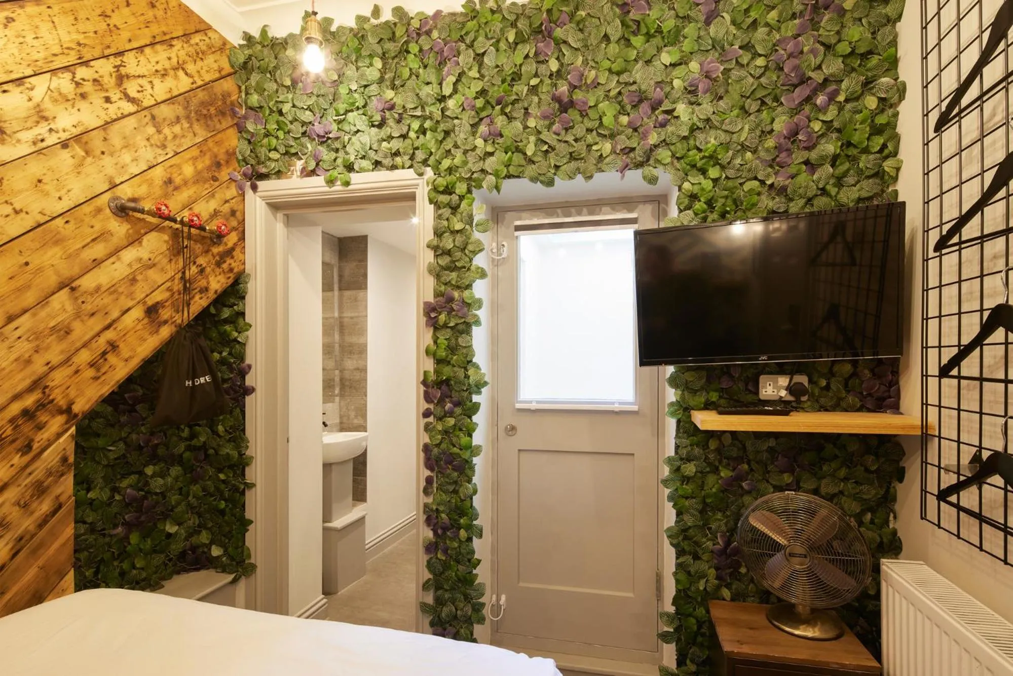 Bedroom, Bed in Blok-74