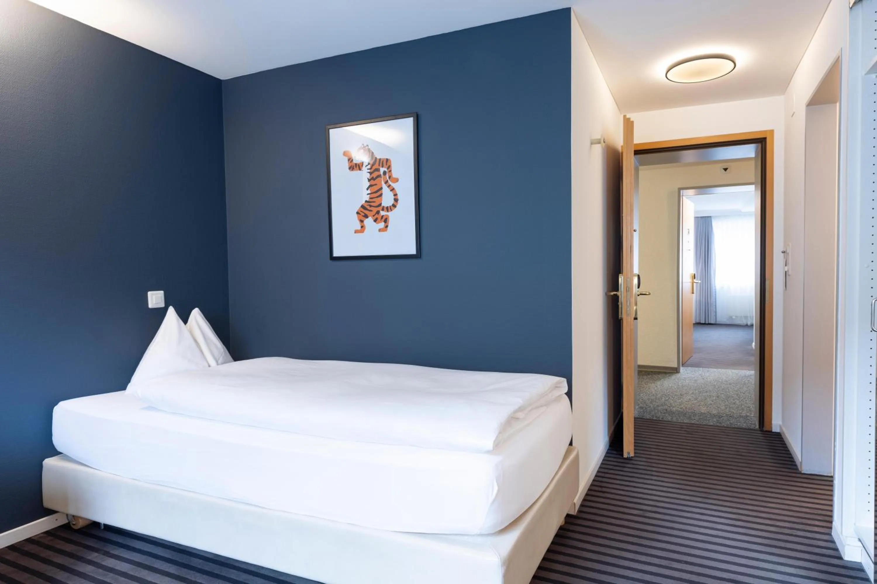 Photo of the whole room, Bed in Self Check-In Hotel David 22