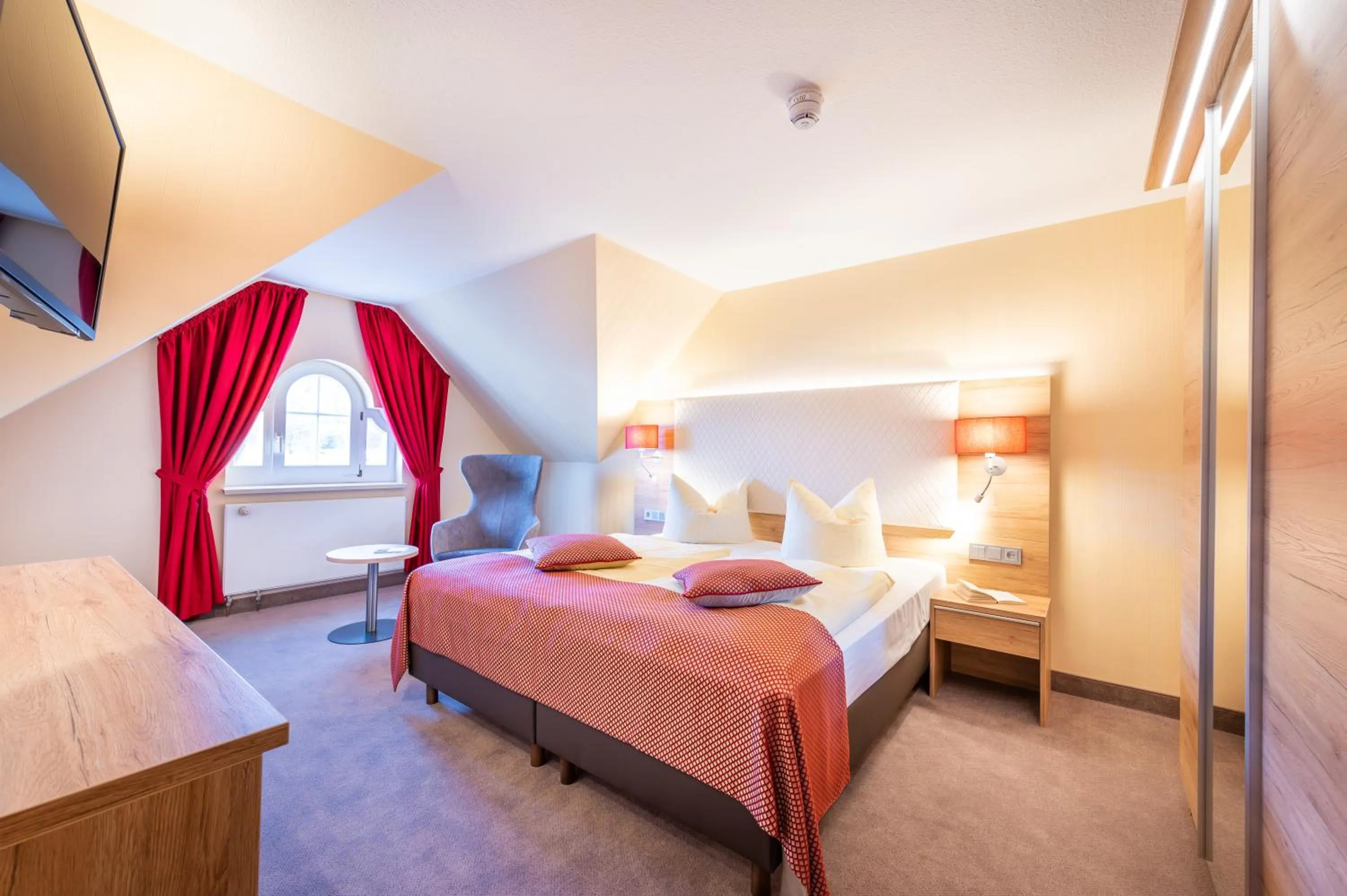 Bedroom, Bed in Centralhotel Binz