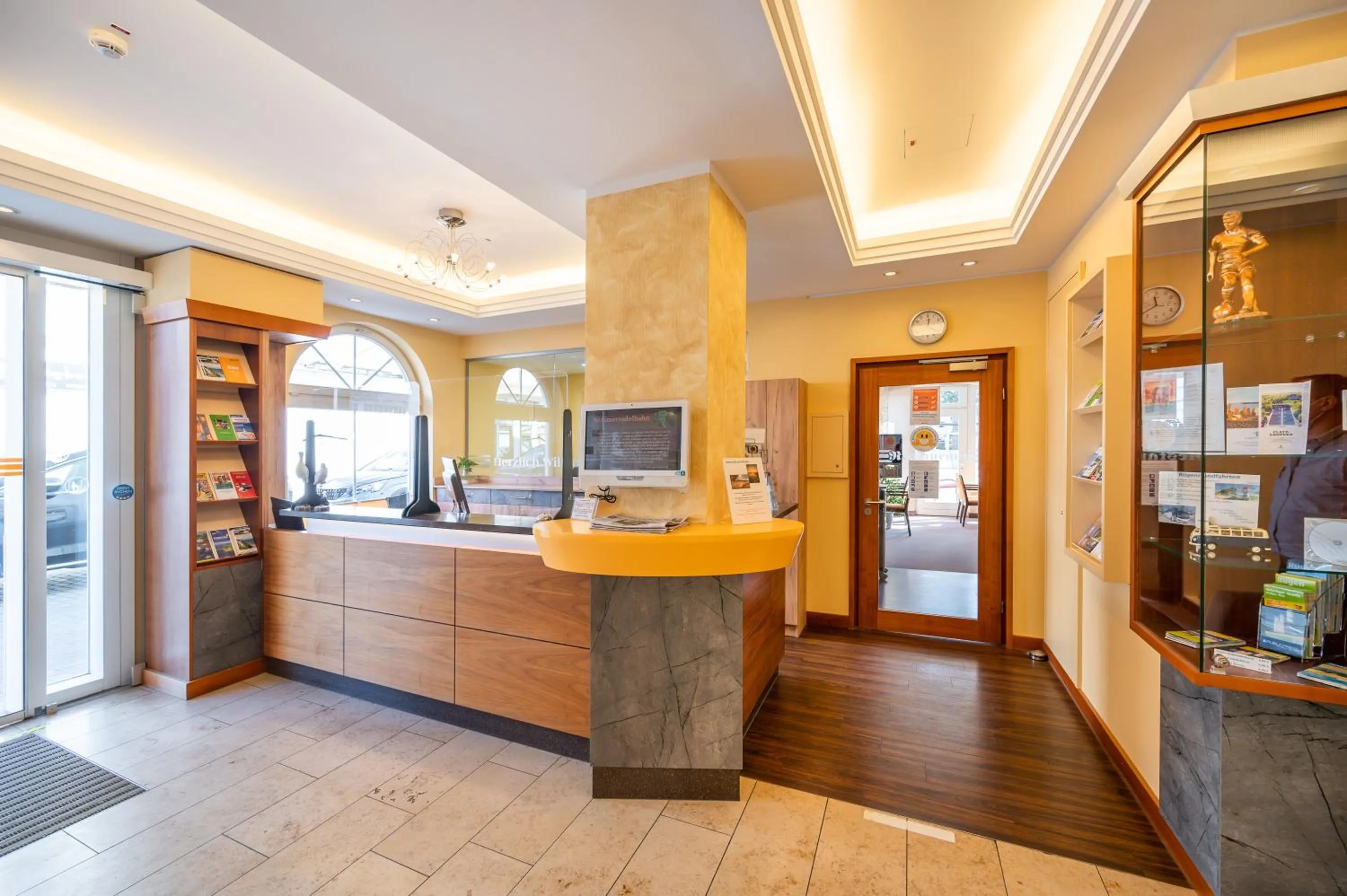 Lobby or reception in Centralhotel Binz