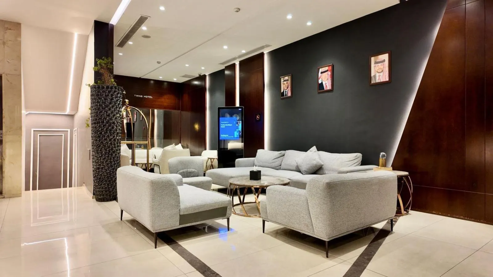 Lobby or reception in Twins Boutique Hotel