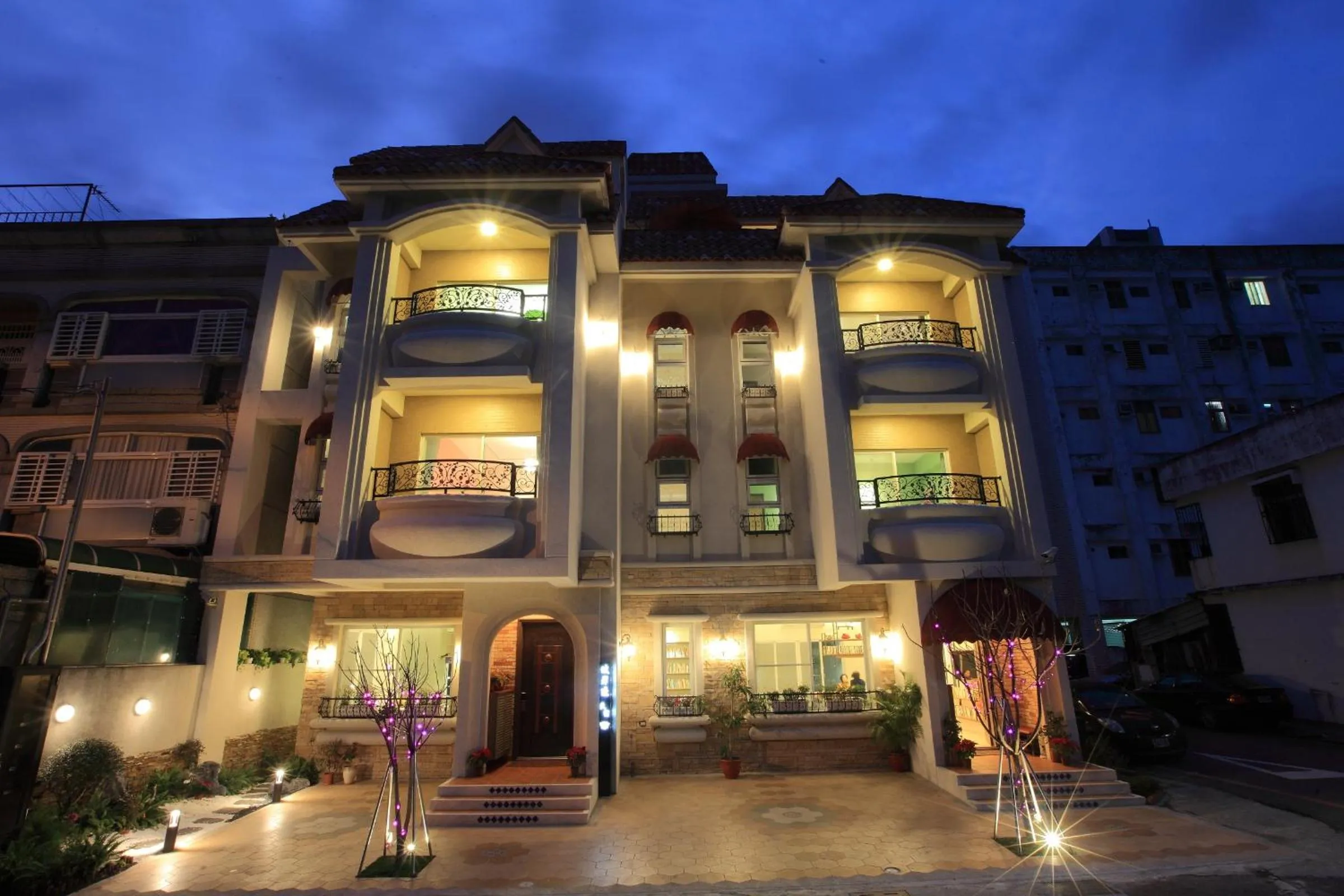 坡岸長堤民宿 Leveeside House I 花蓮車站民宿 I 民宿證號1747 & 1748