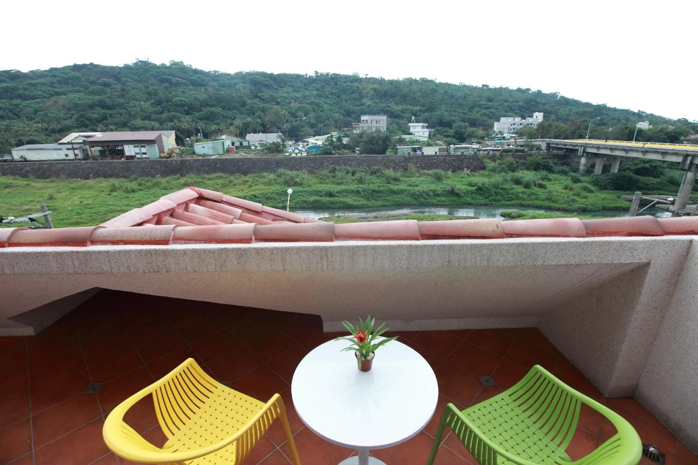 坡岸長堤民宿 Leveeside House I 花蓮車站民宿 I 民宿證號1747 & 1748