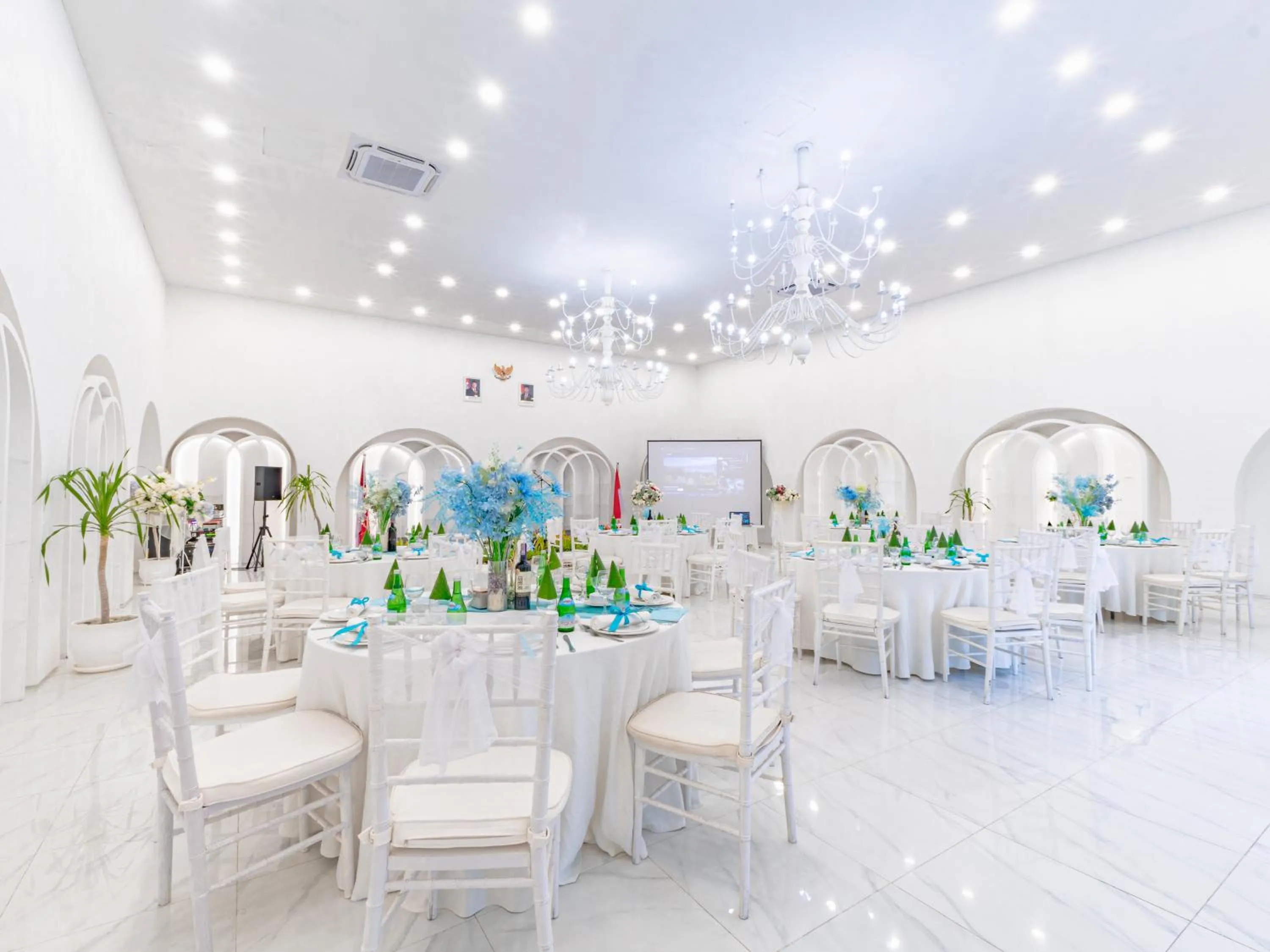 Meeting/conference room in Loccal Collection Hotel Komodo