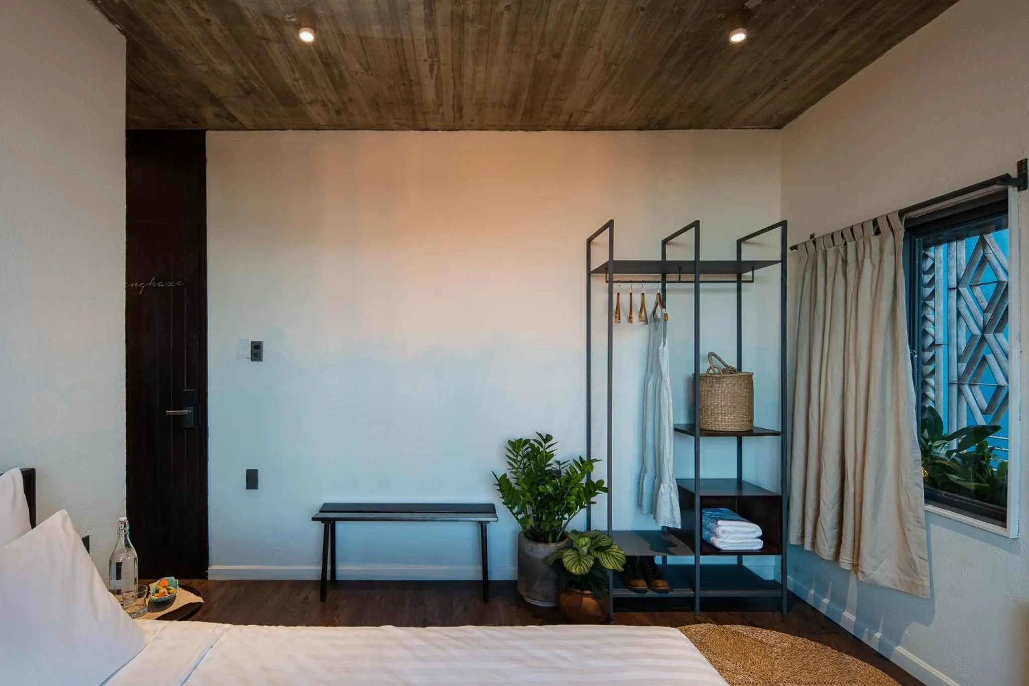 Bed in The Note Dalat