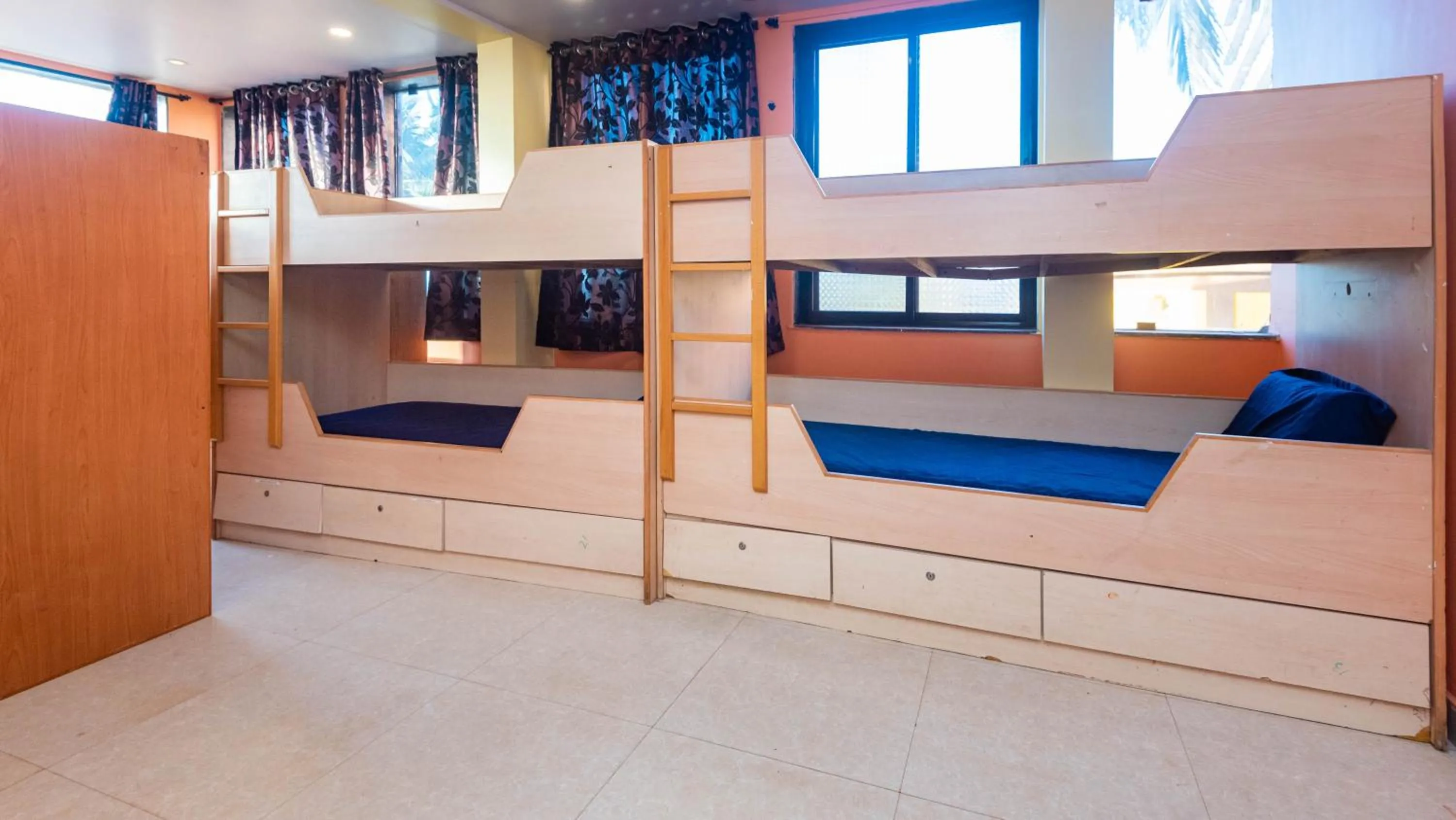 Bed in HOTEL AVISHA Residency