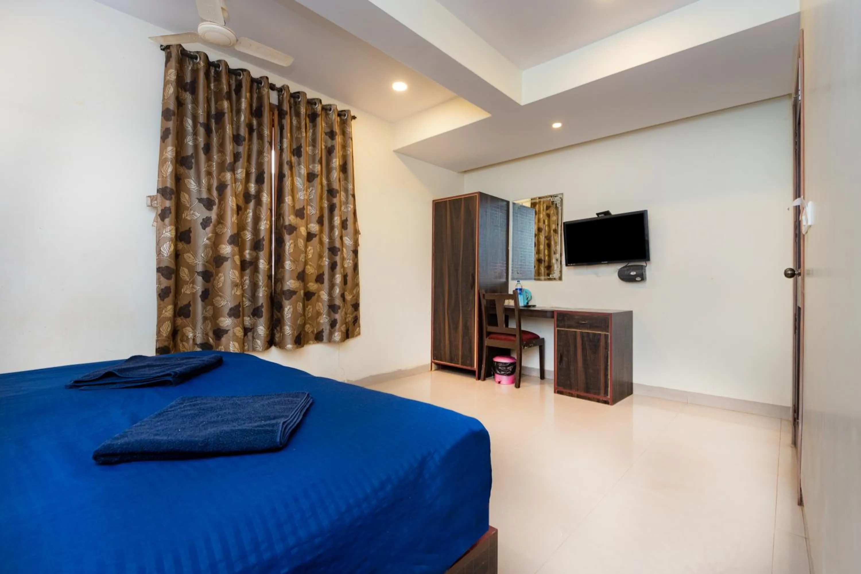 Bed in HOTEL AVISHA Residency