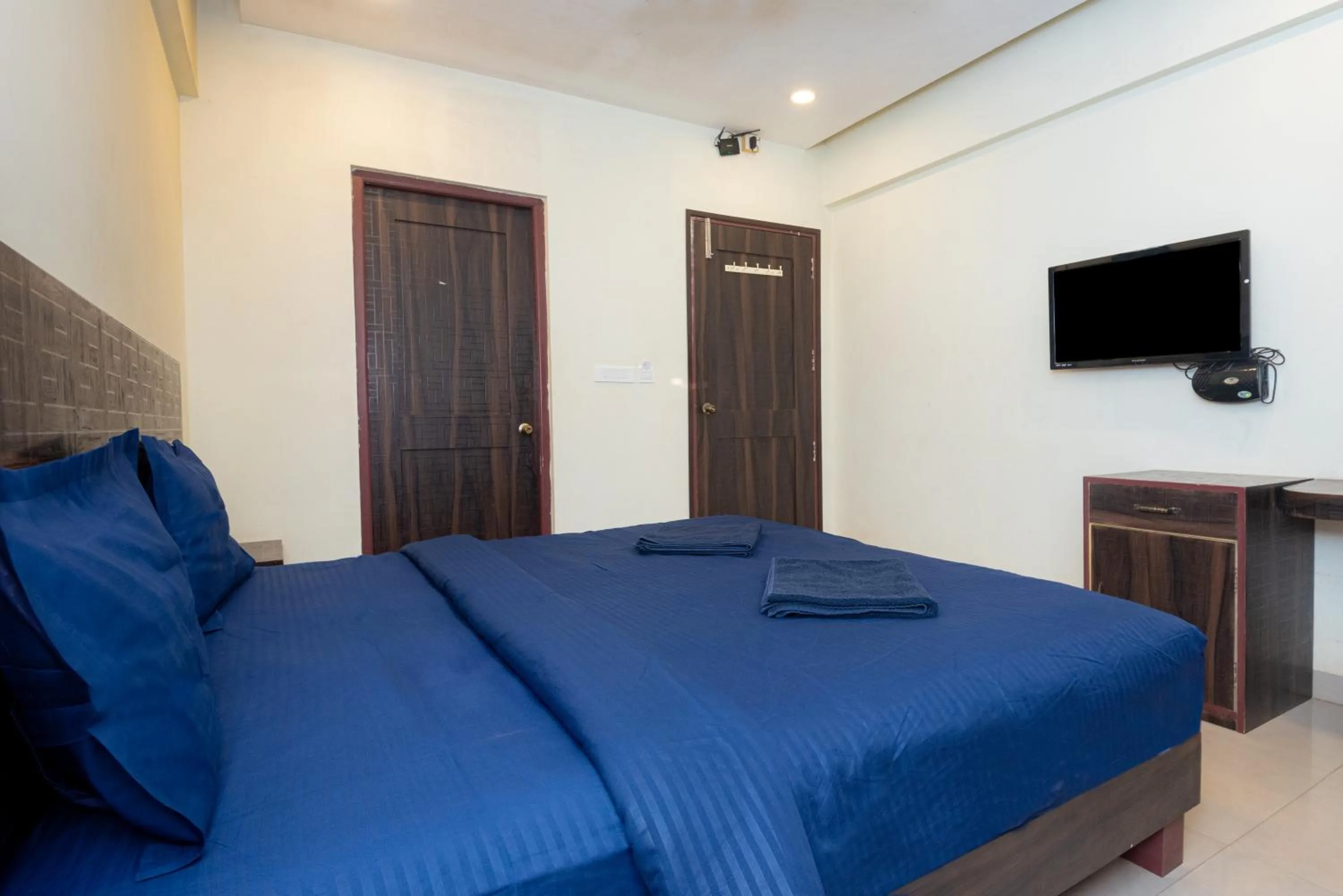 Bed in HOTEL AVISHA Residency
