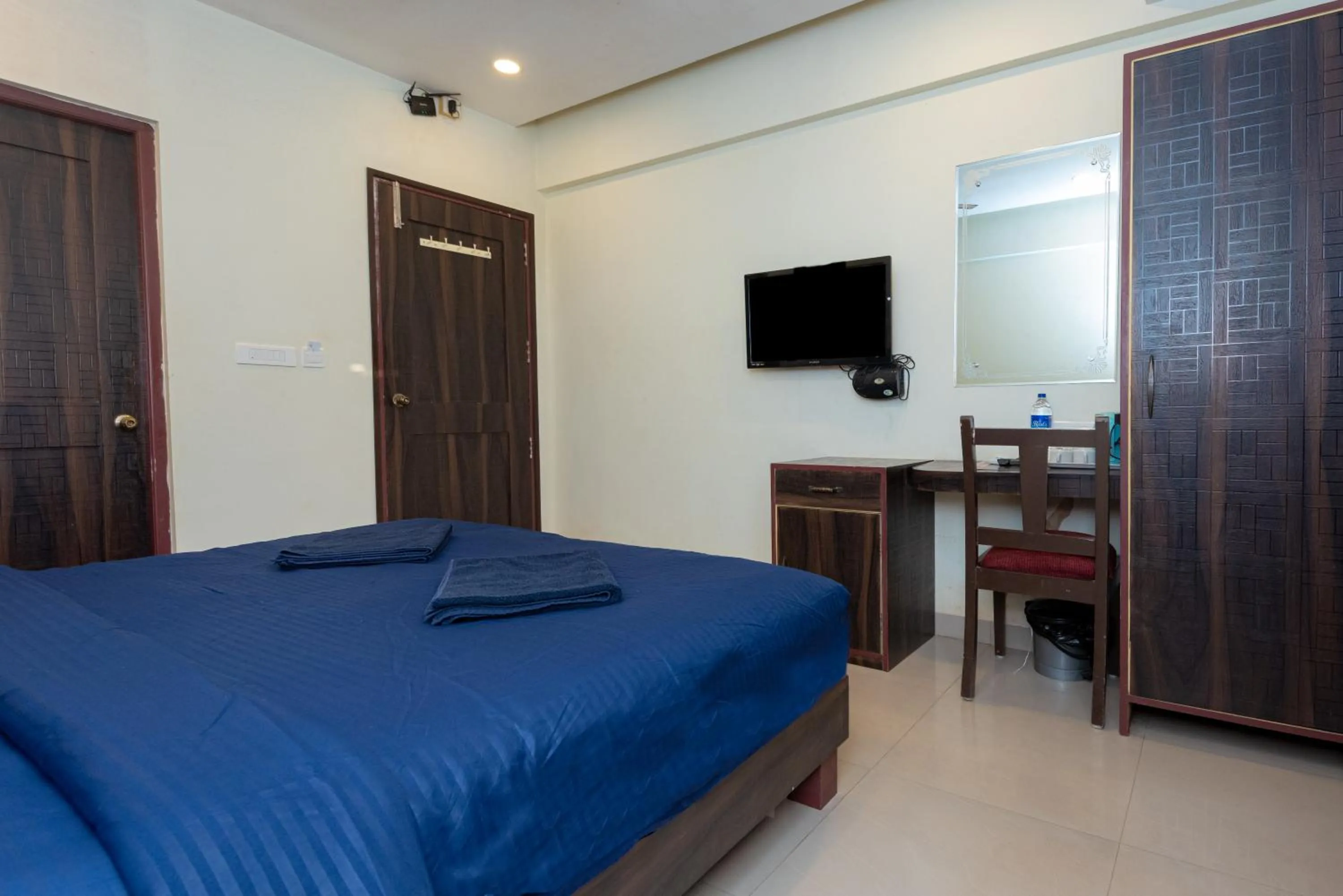 Bed in HOTEL AVISHA Residency