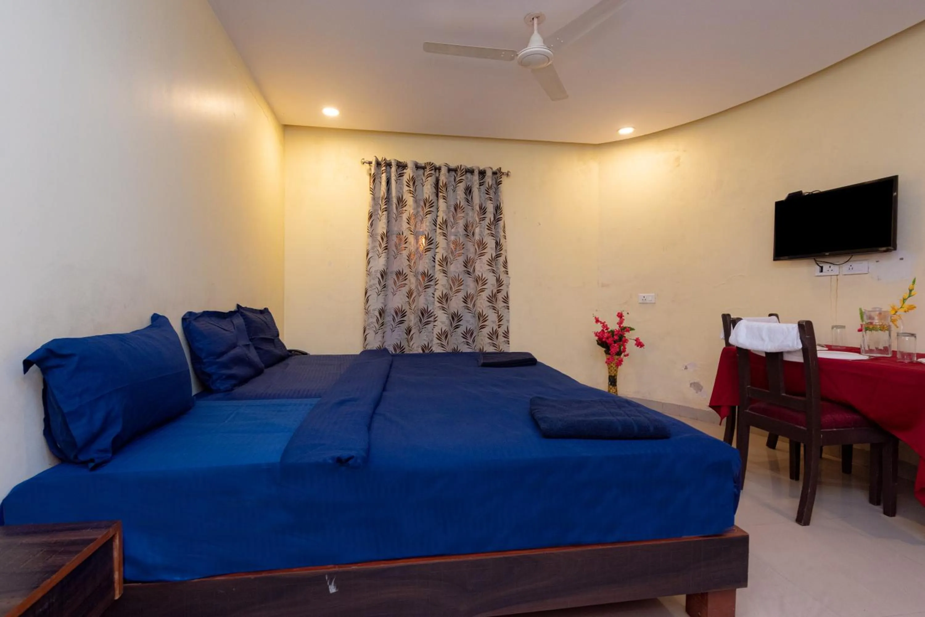 Bed in HOTEL AVISHA Residency