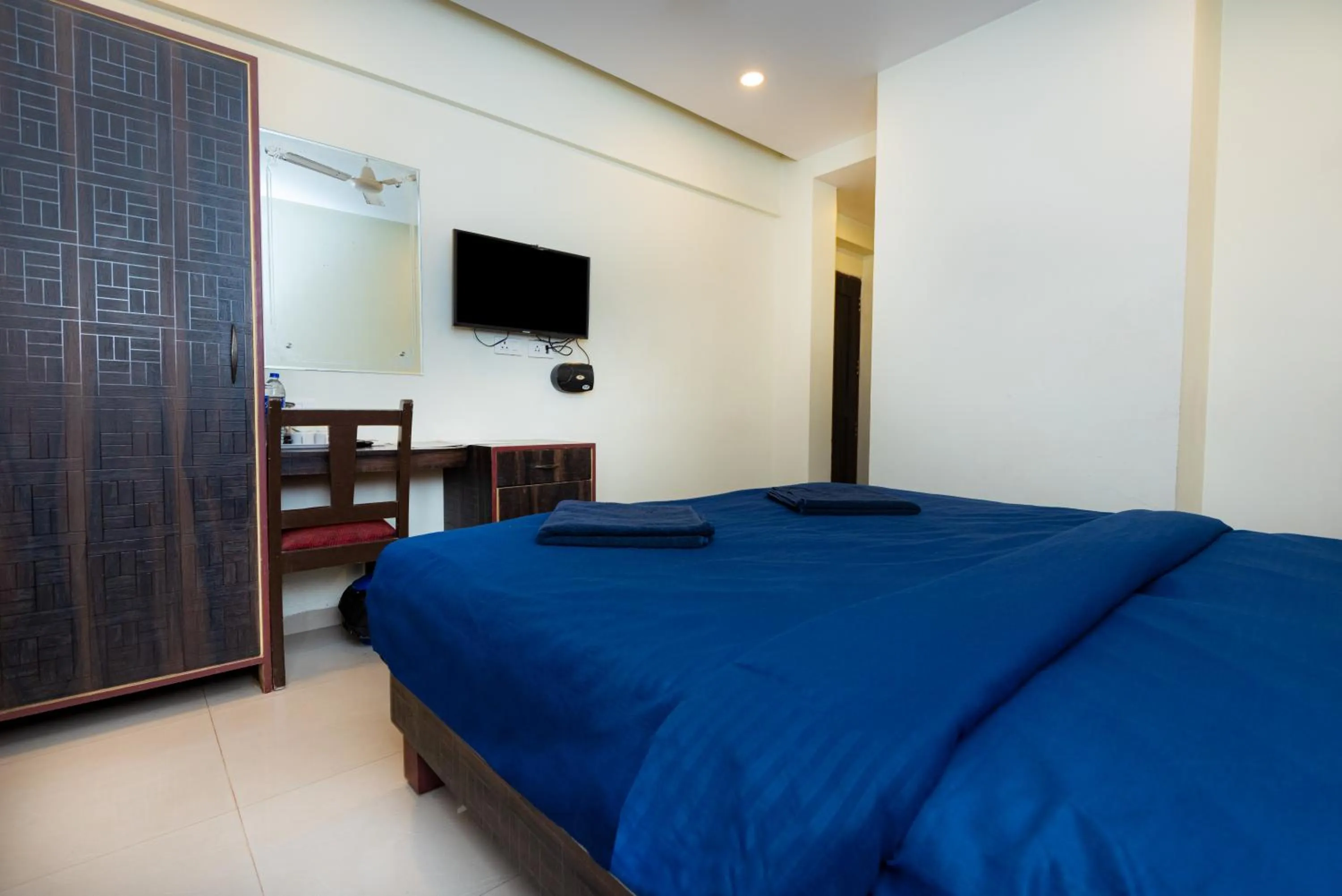 Bed in HOTEL AVISHA Residency