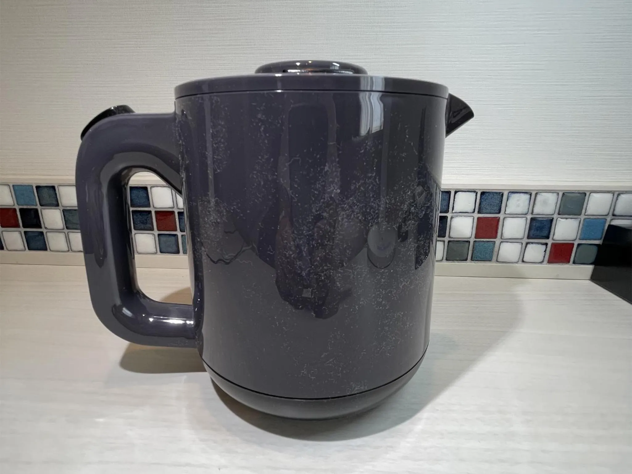 Coffee/tea facilities in Asta Hotel