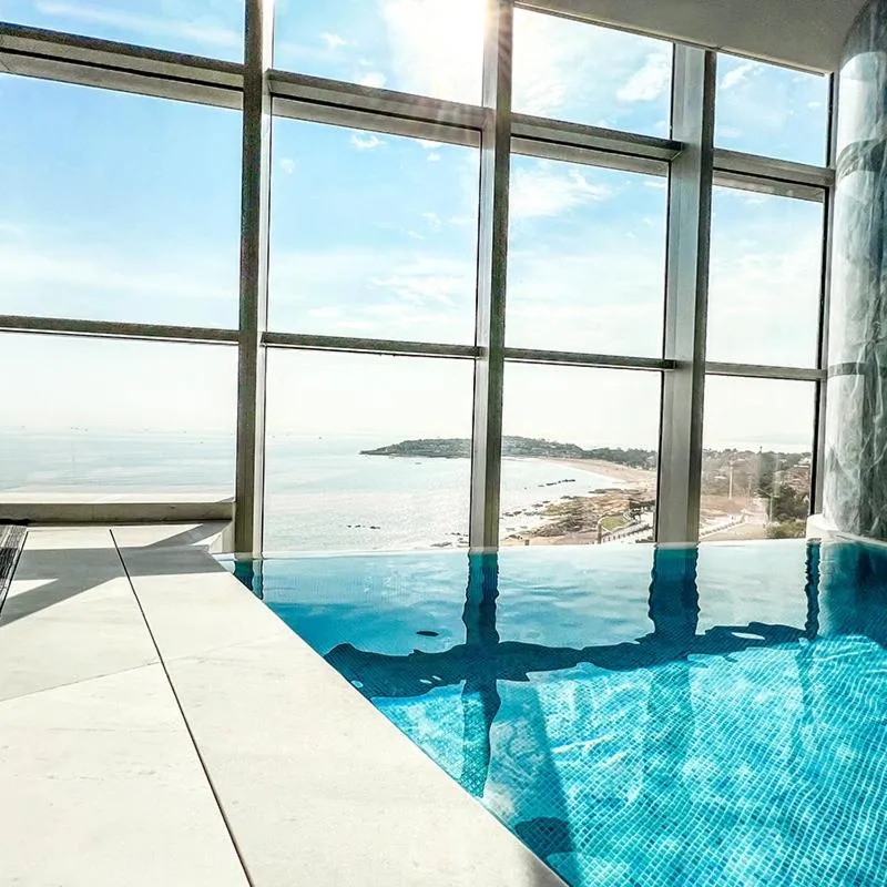 Swimming pool in Qingdao Haitian Hotel