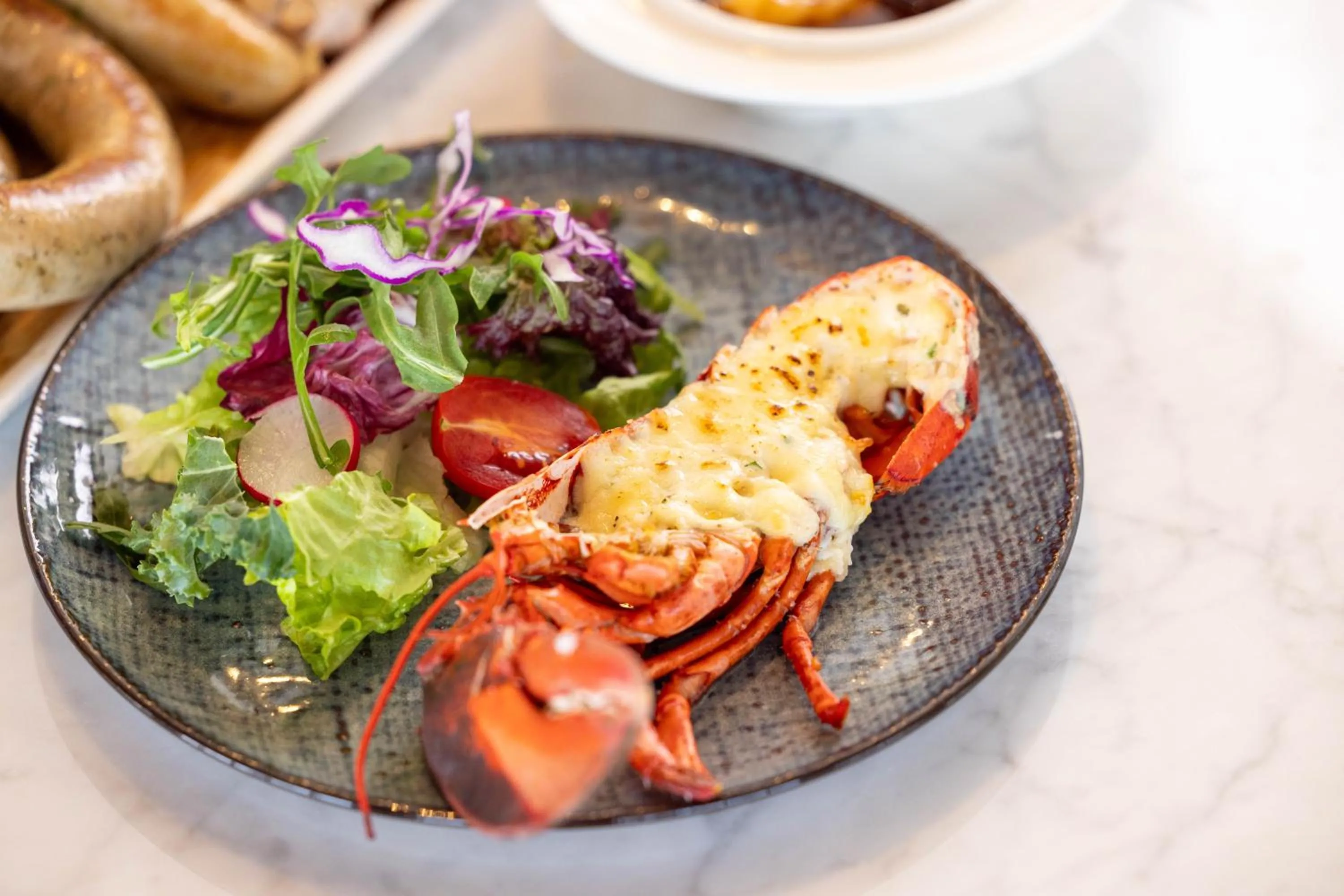 Restaurant/places to eat in Qingdao Haitian Hotel