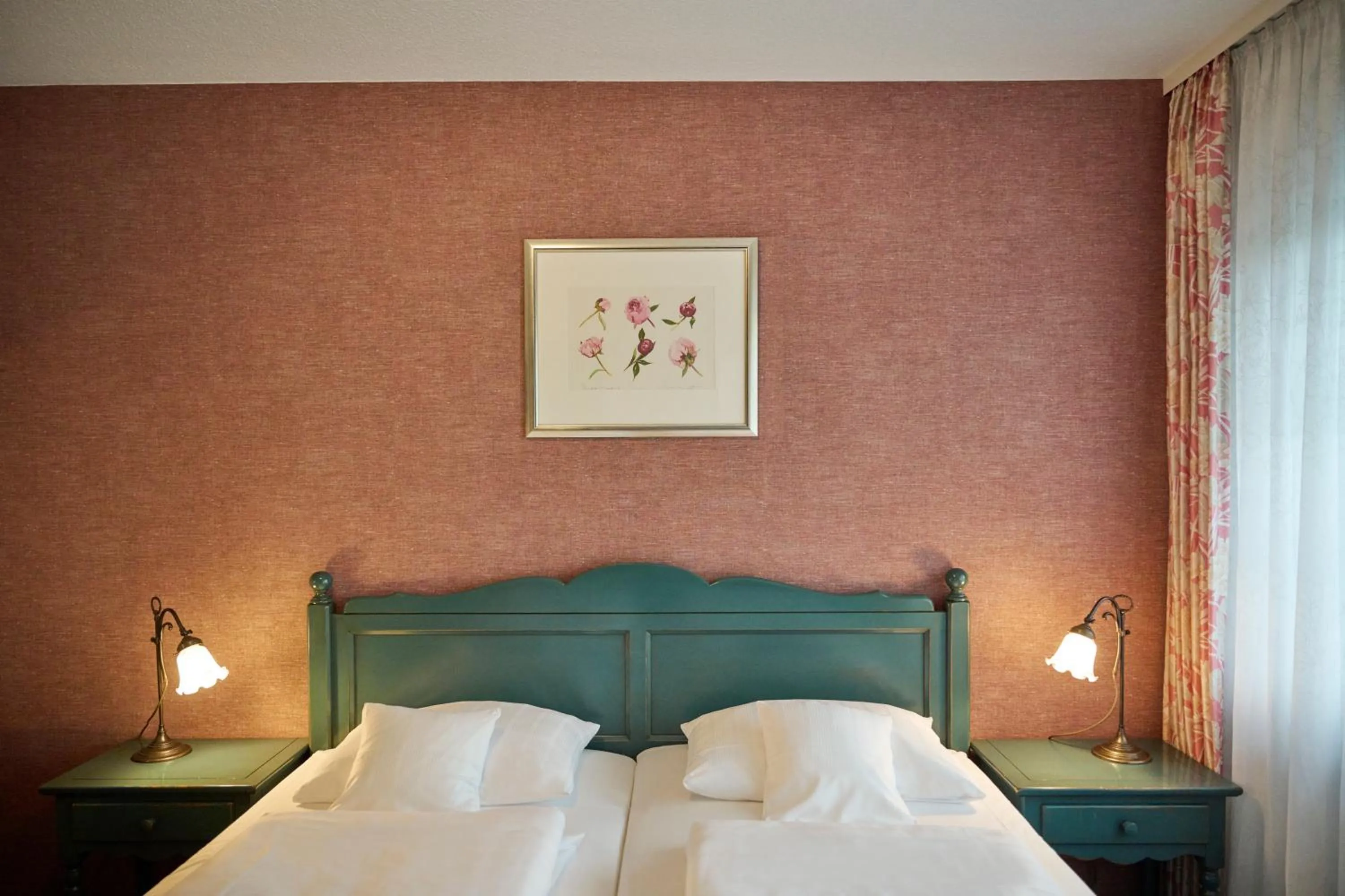 Bedroom, Bed in Kucher's Landhotel