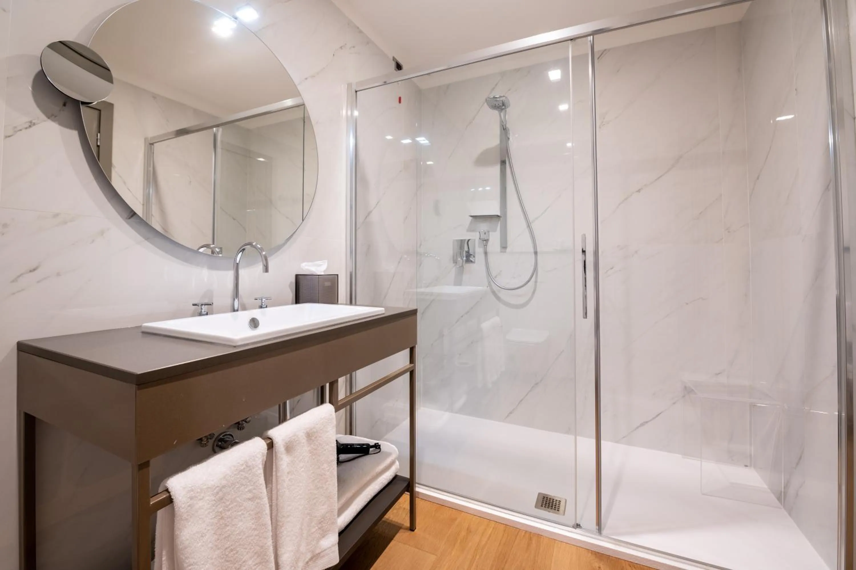 Bathroom in Grand Hotel Torre Fara