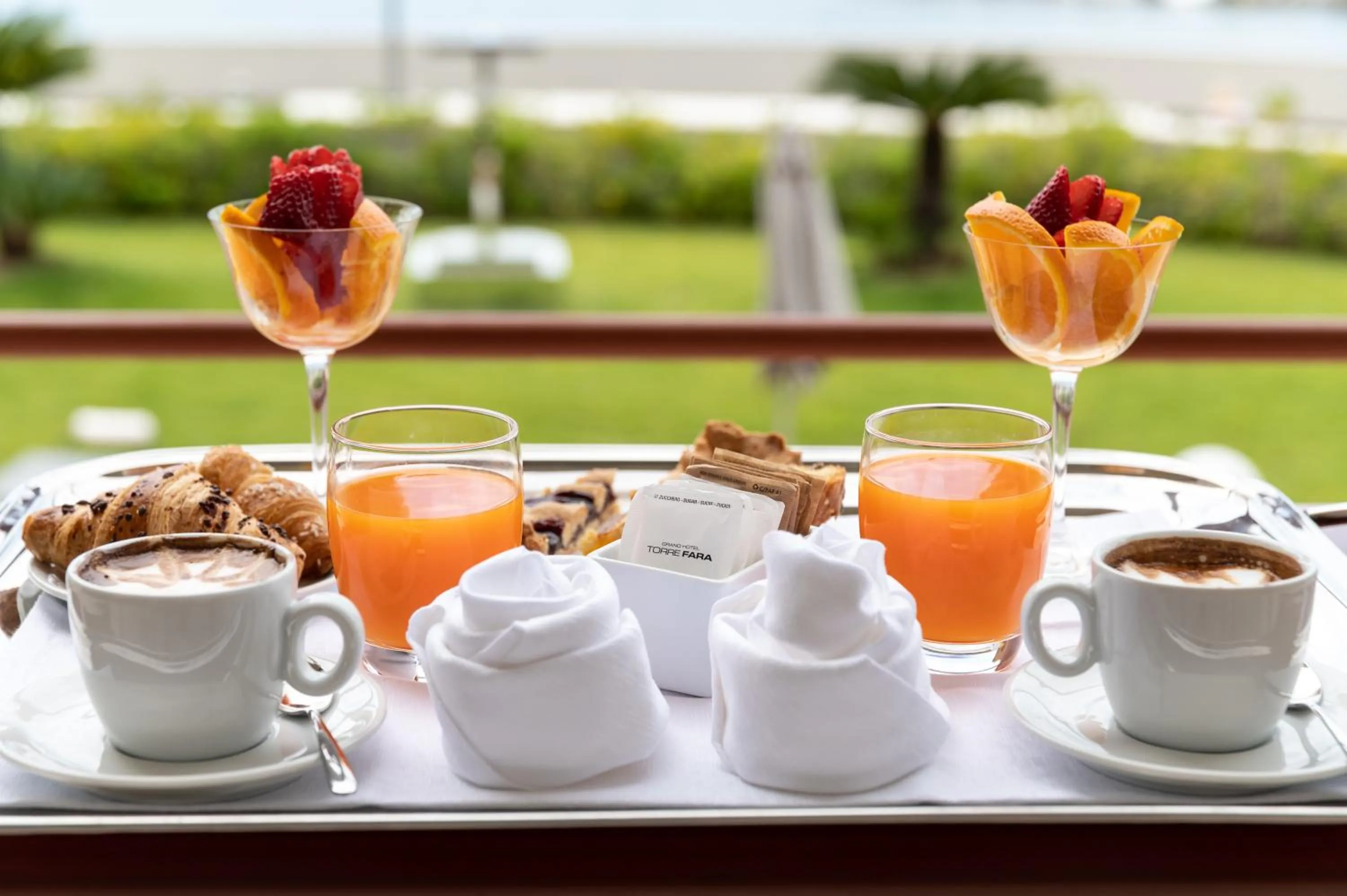 Food and drinks in Grand Hotel Torre Fara