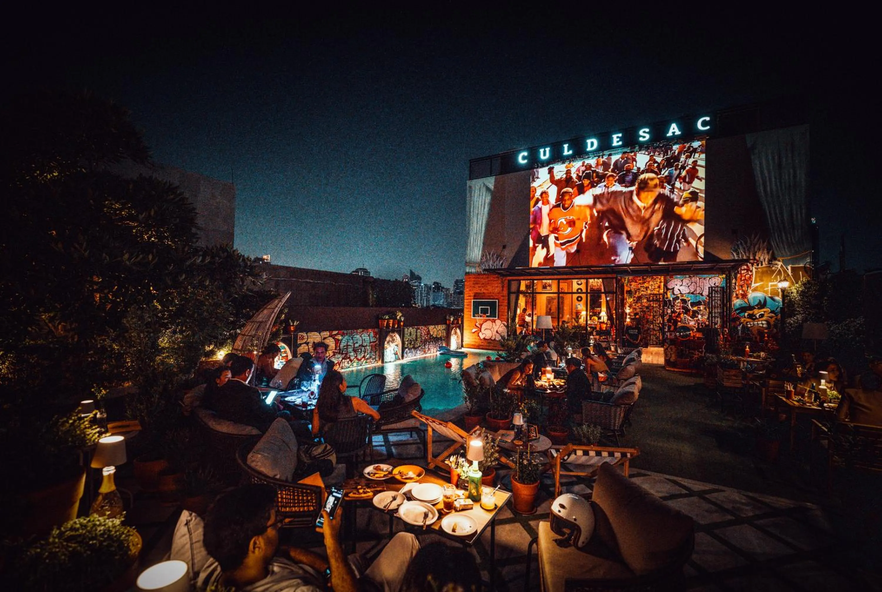 Restaurant/places to eat in The Quartier Hotel Phromphong - Thonglor