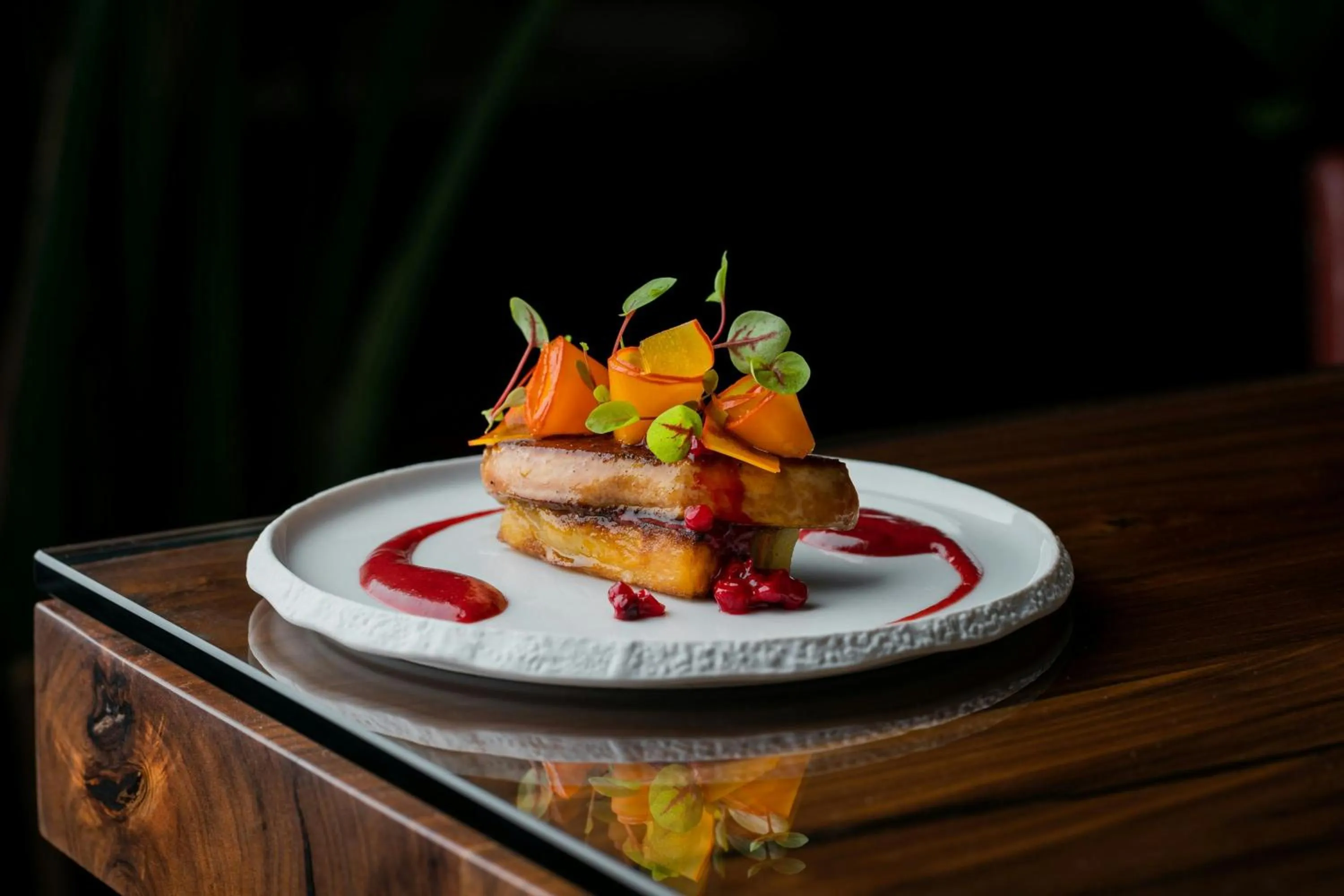 Restaurant/places to eat in The Ritz-Carlton Hotel de la Paix, Geneva