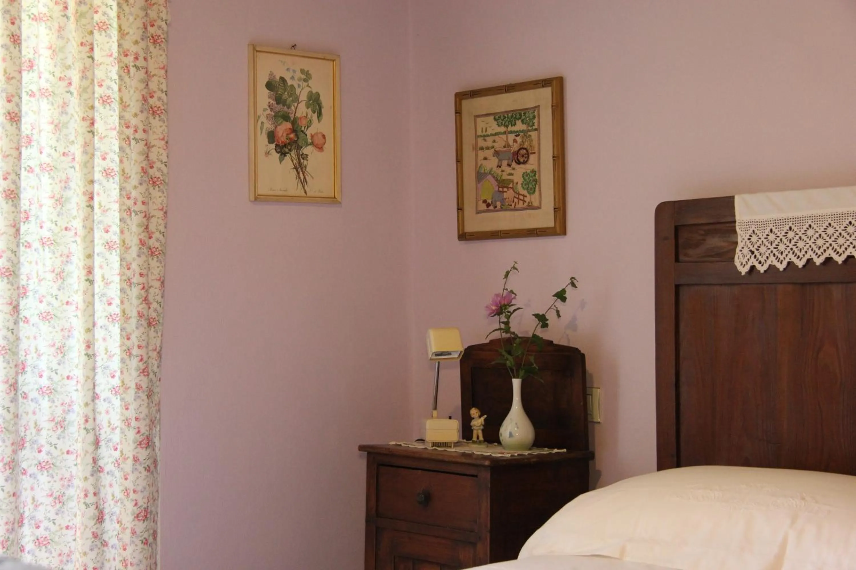 Decorative detail, Bed in Poggio Dei Prugnoli