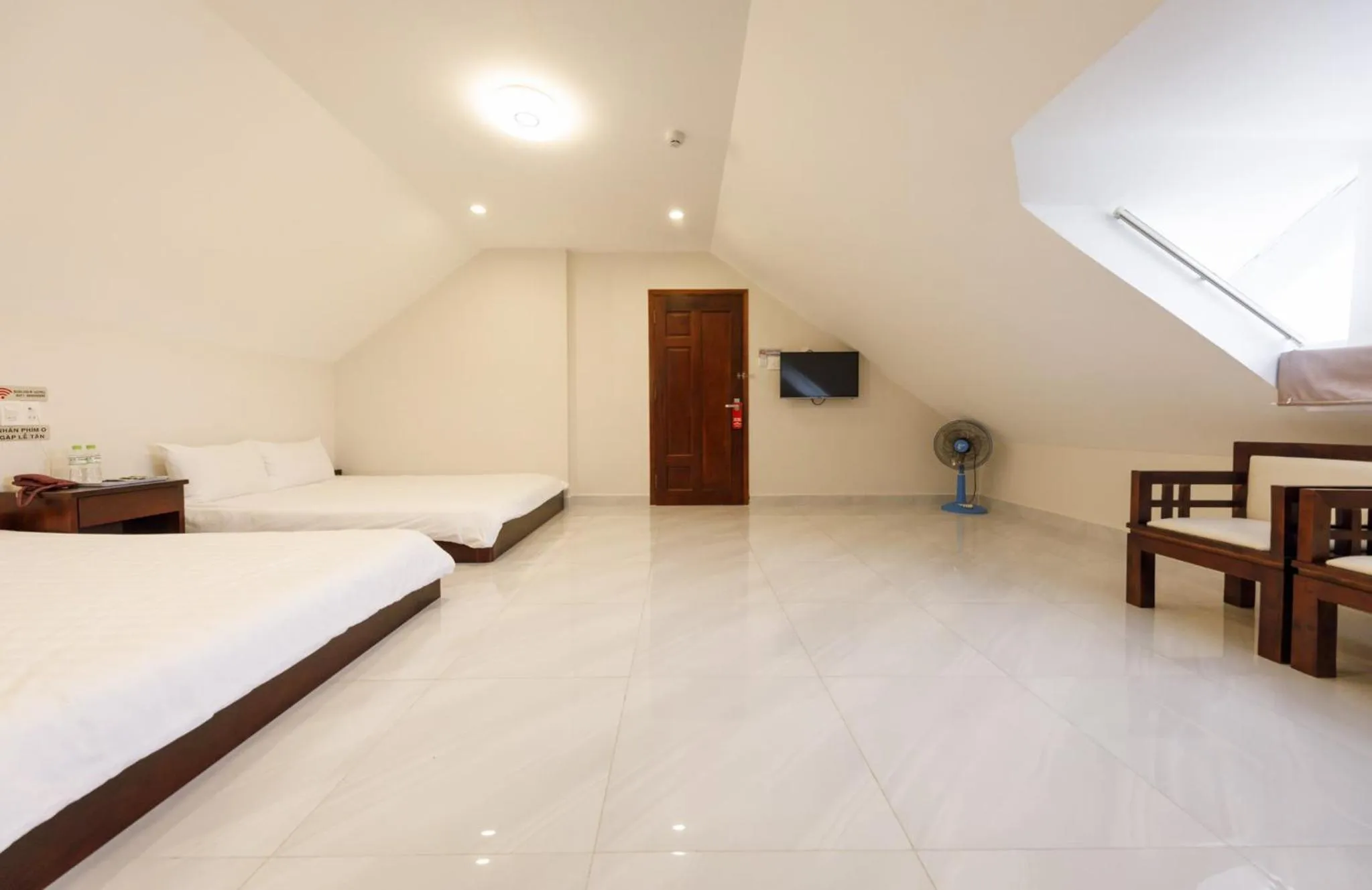 Bed in Bonjour Da Lat Hotel