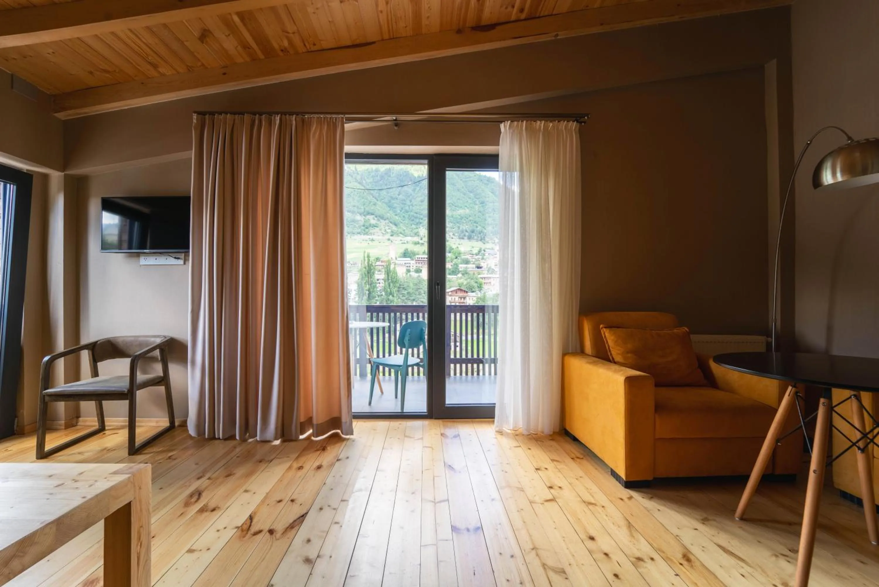 TV and multimedia in Hotel Lahili