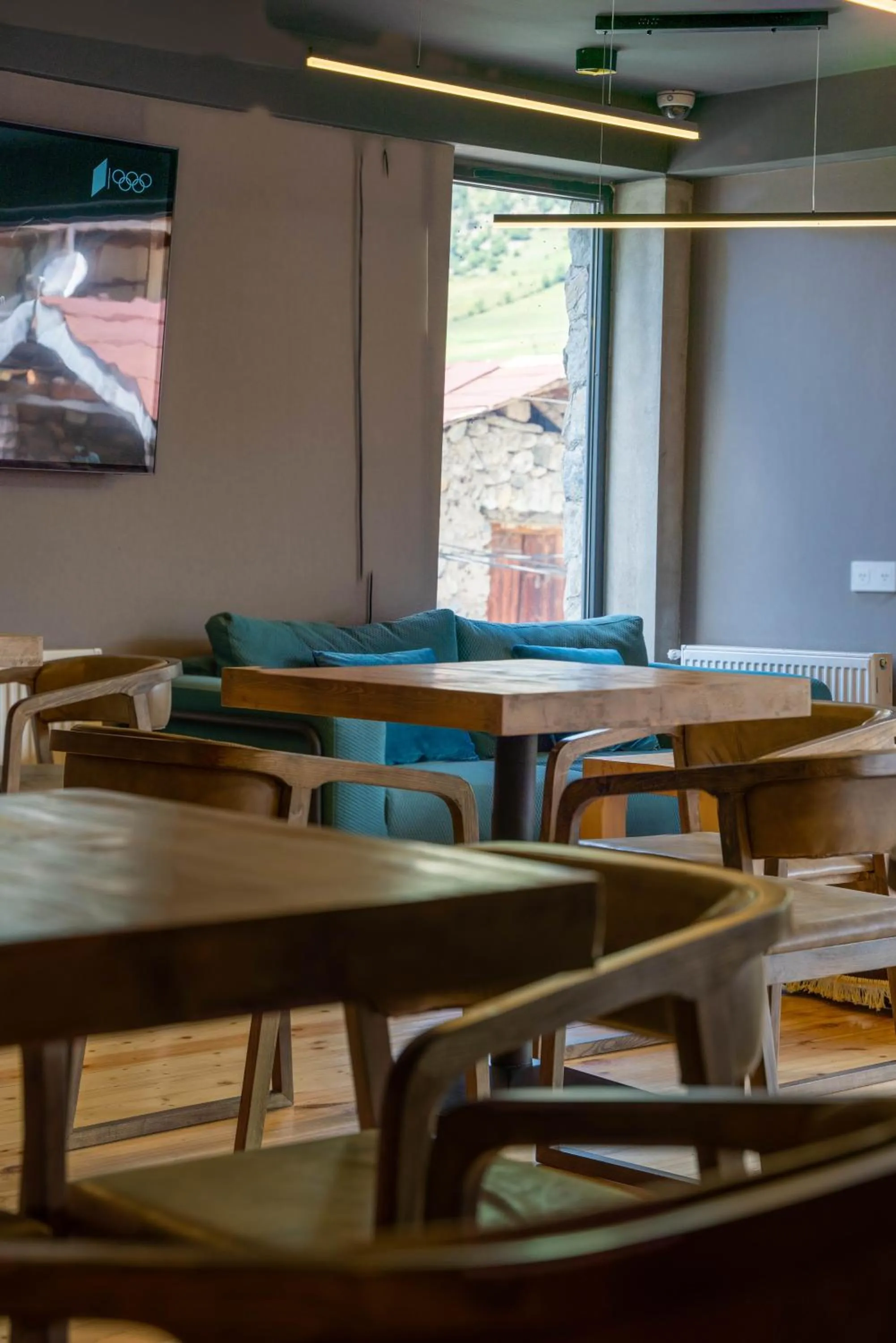 Restaurant/places to eat in Hotel Lahili