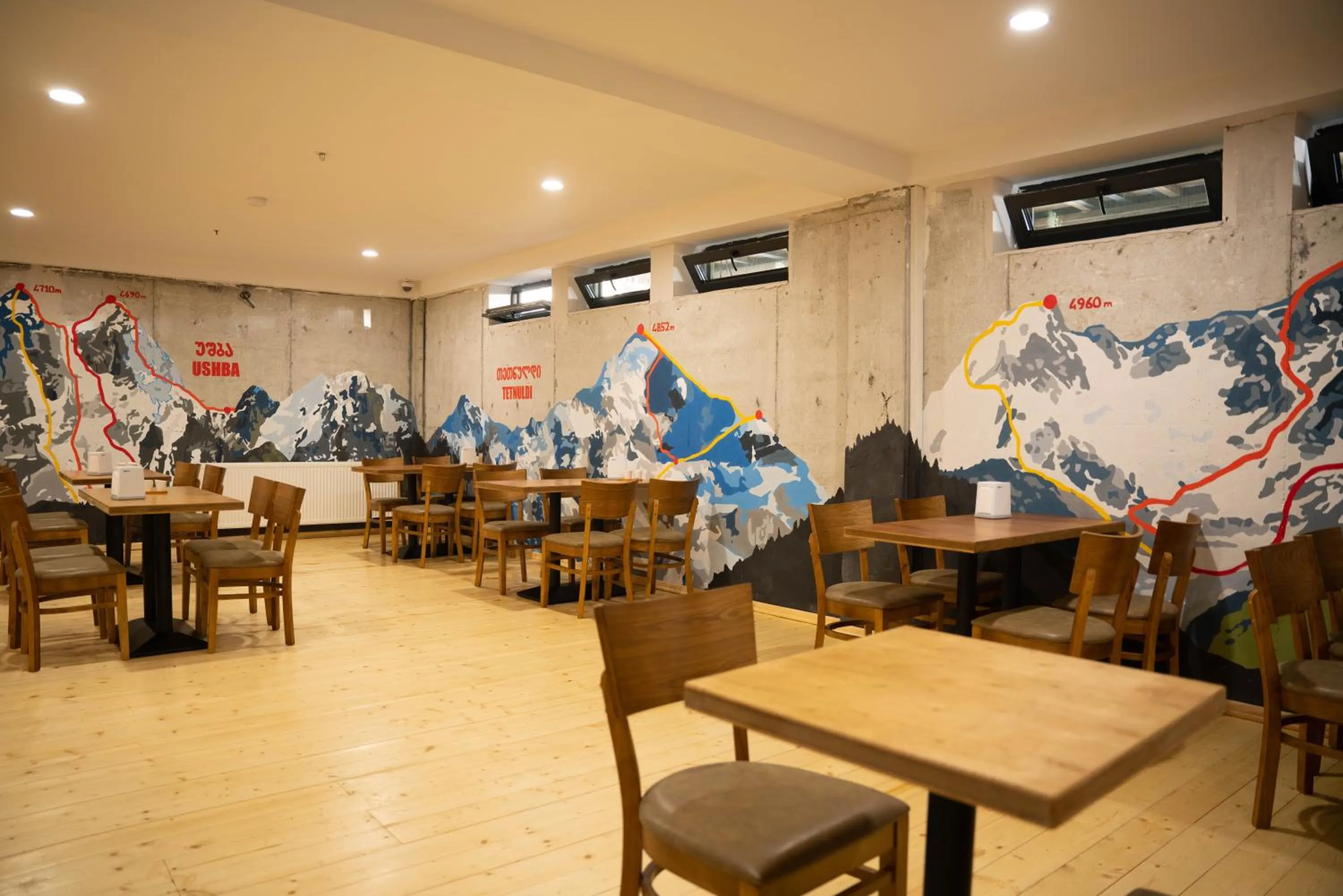 Restaurant/places to eat in Hotel Lahili