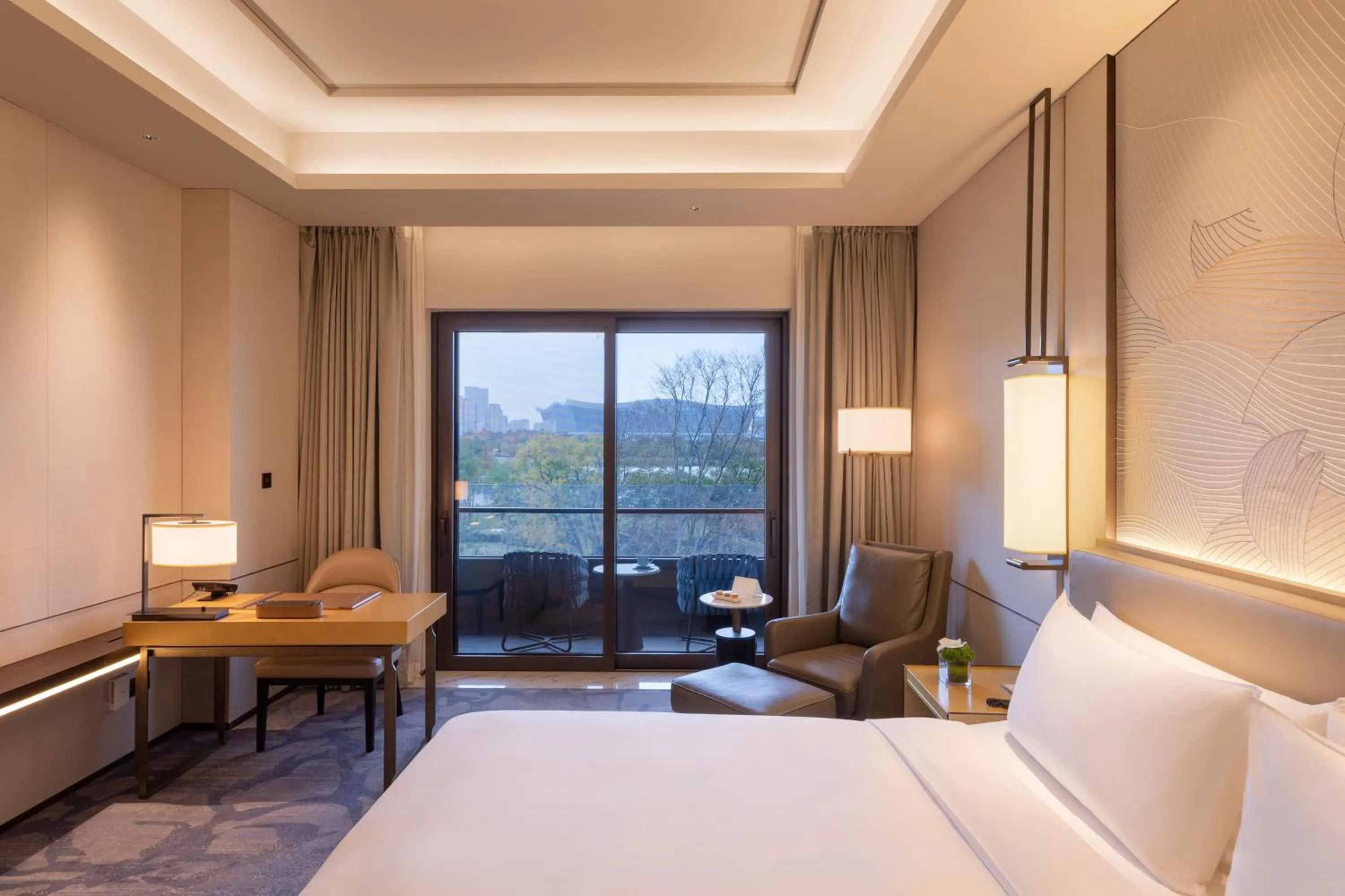 Property building, Bed in Gran Meliá Chengdu