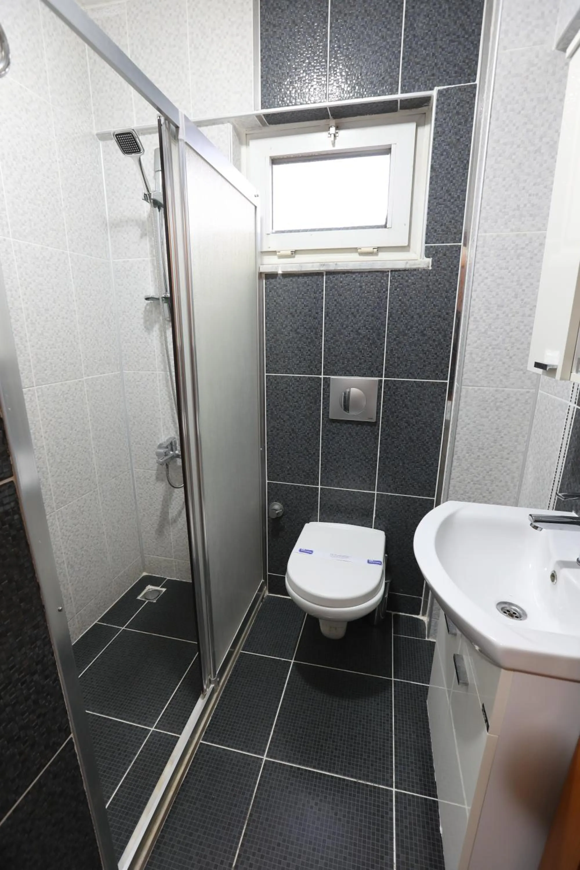 Bathroom in Luna Piena Hotel