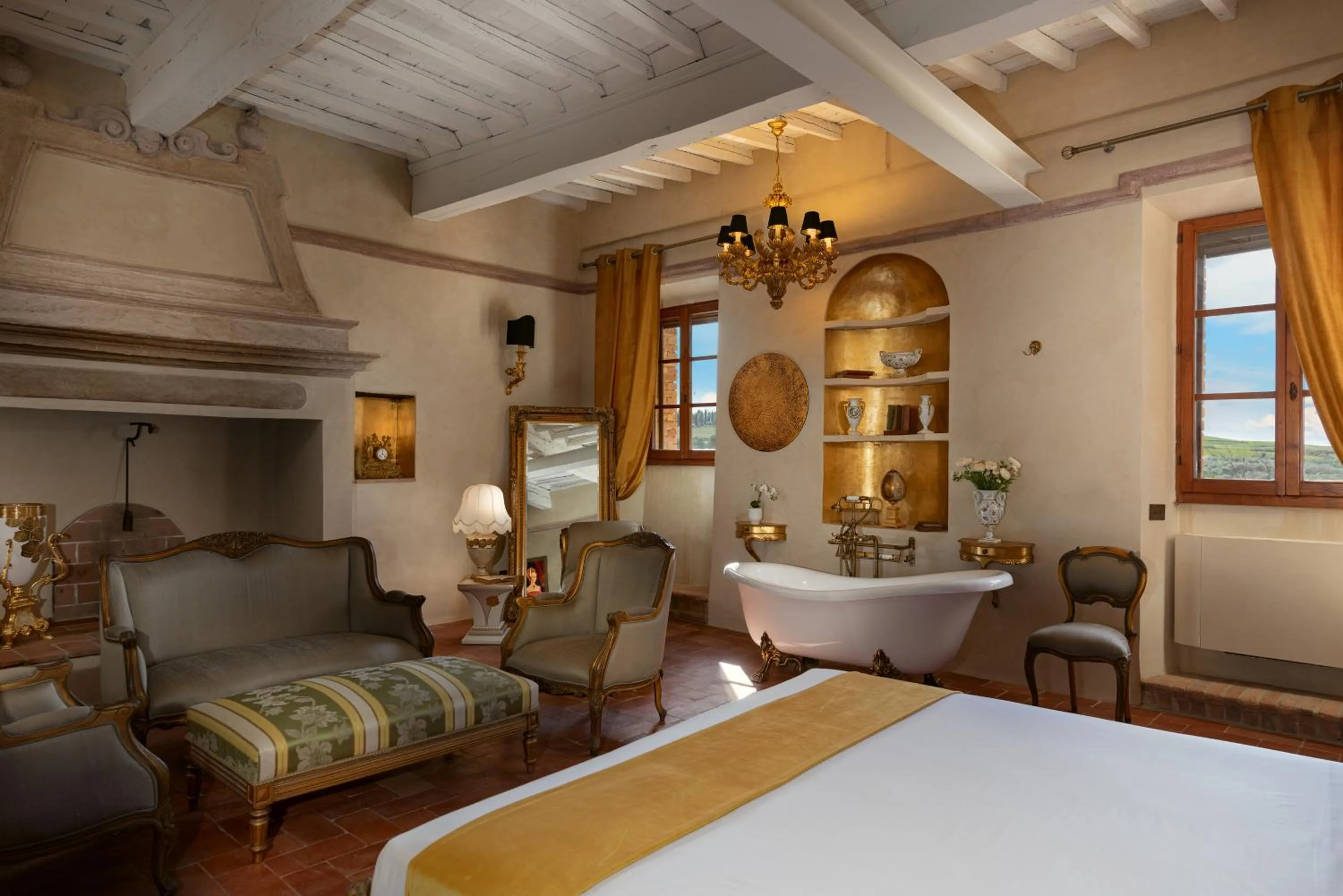 Photo of the whole room, Bed in Il Miraggio in Val d'Orcia Relais & Spa