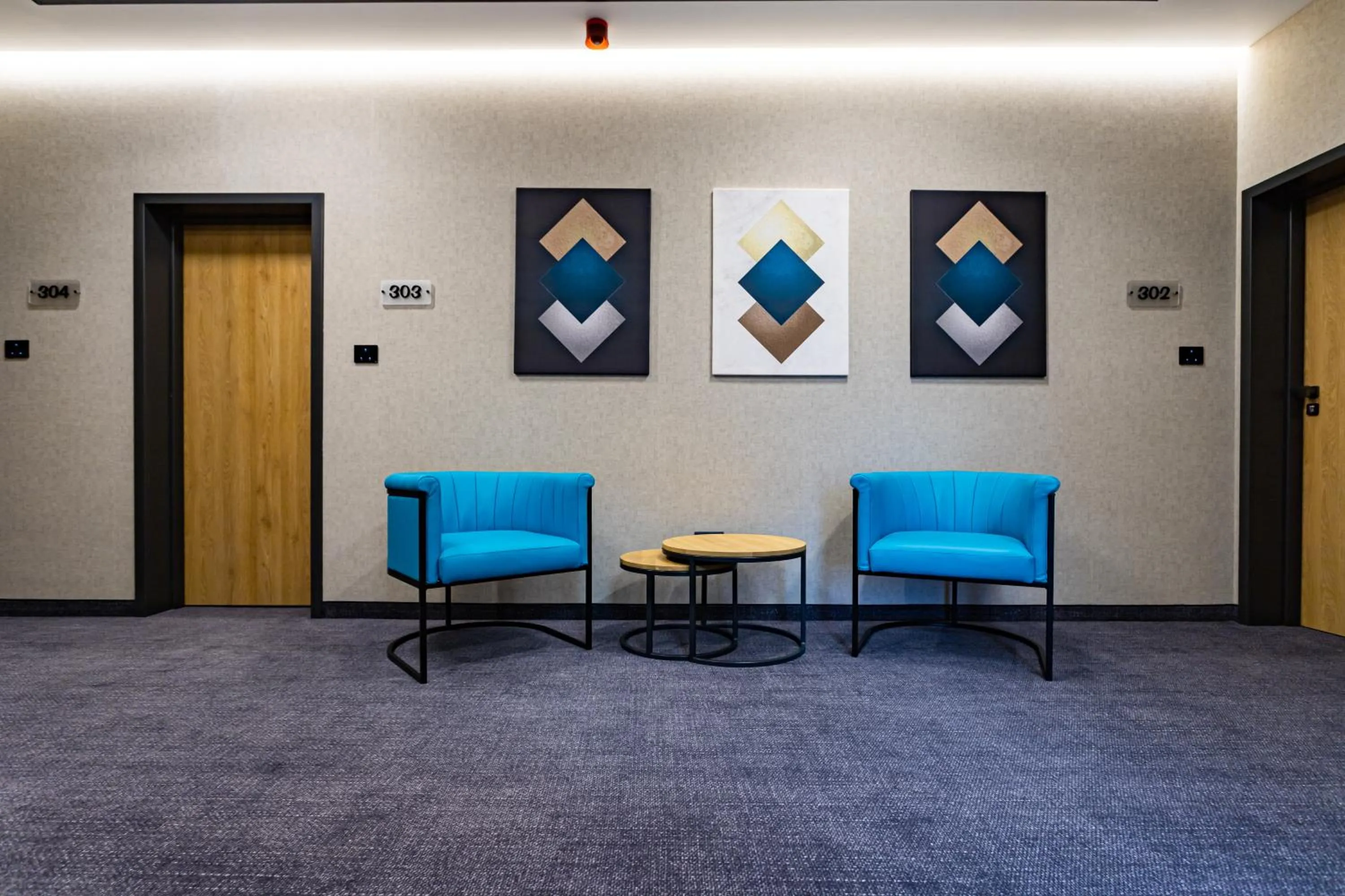 Seating area in Hugo Hotel