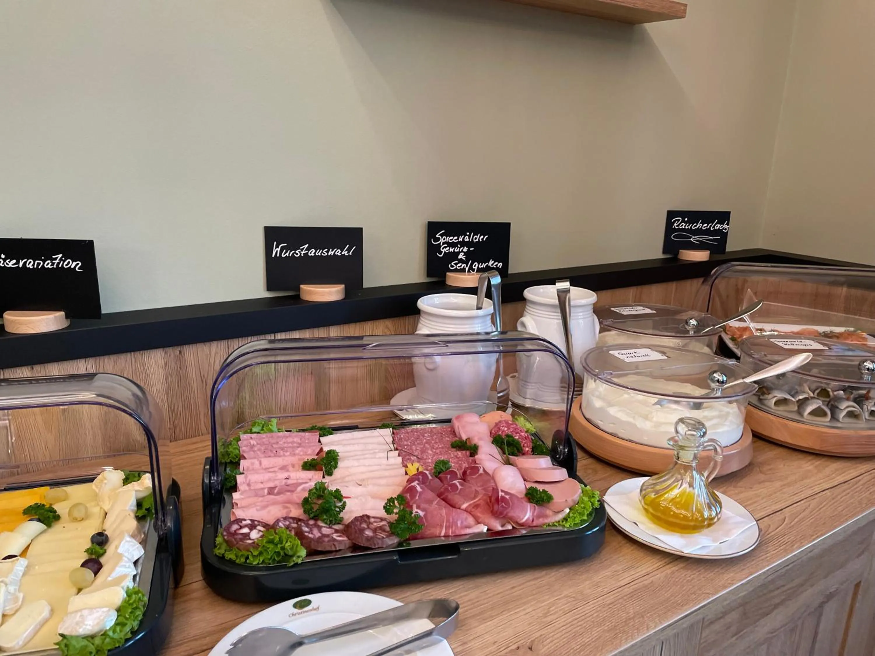 Buffet breakfast in Christinenhof & Spa - Wellnesshotel am Rande des Spreewalds