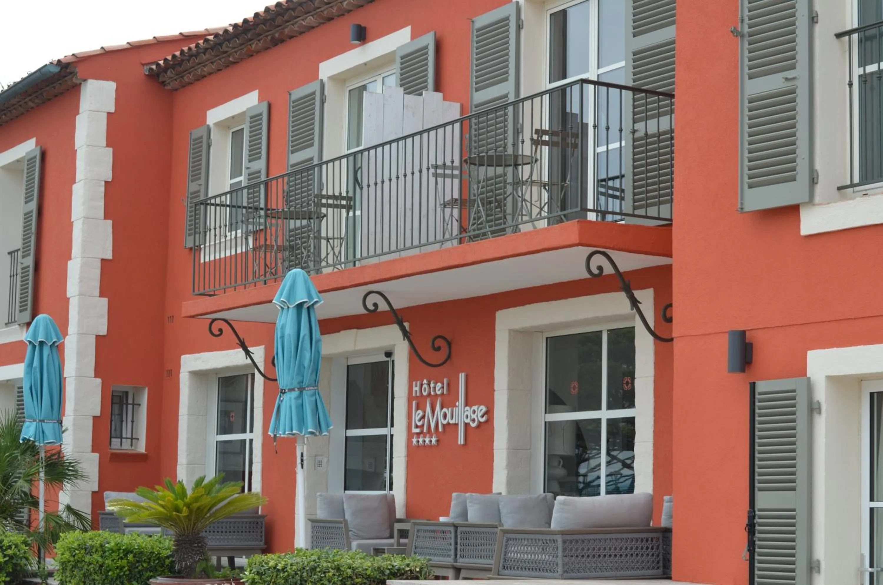 Property building in Le Mouillage