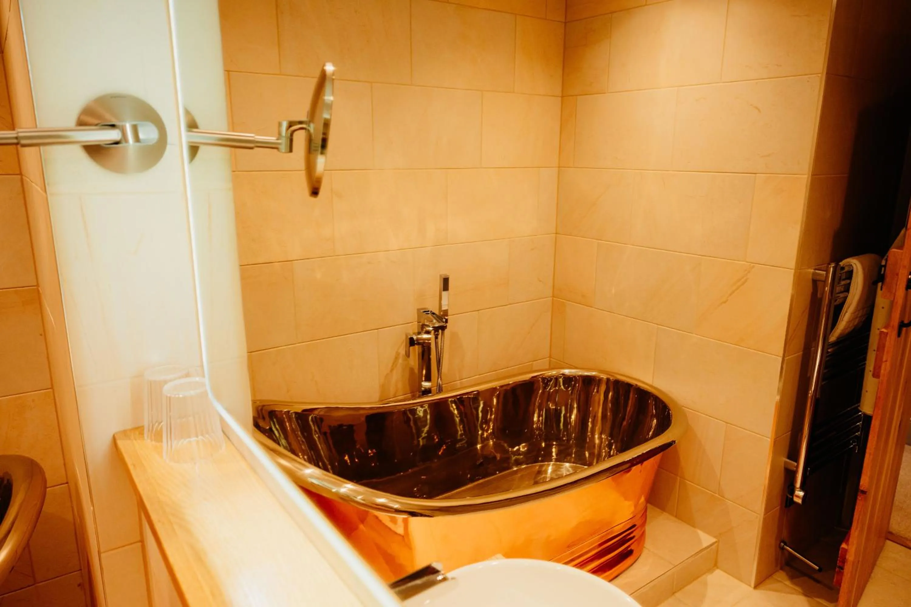 Bathroom in The Fleece at Ruleholme