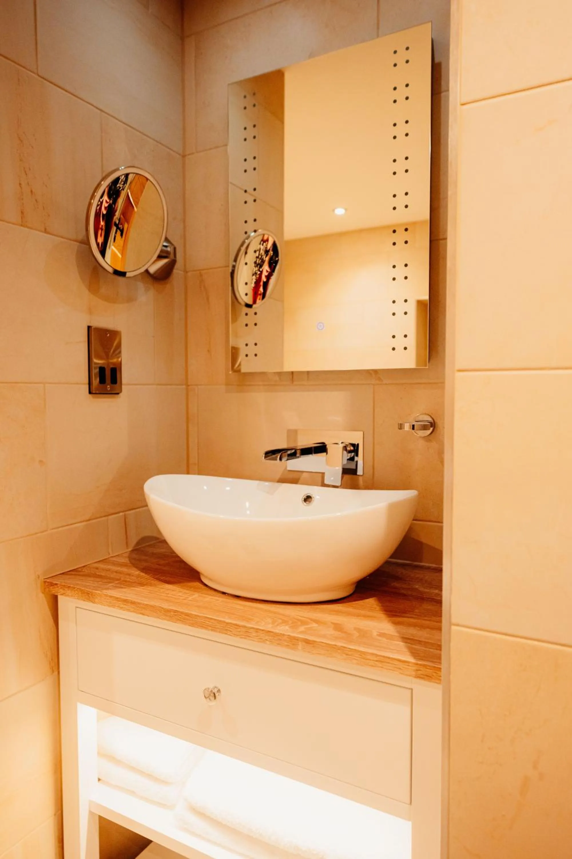 Bathroom in The Fleece at Ruleholme