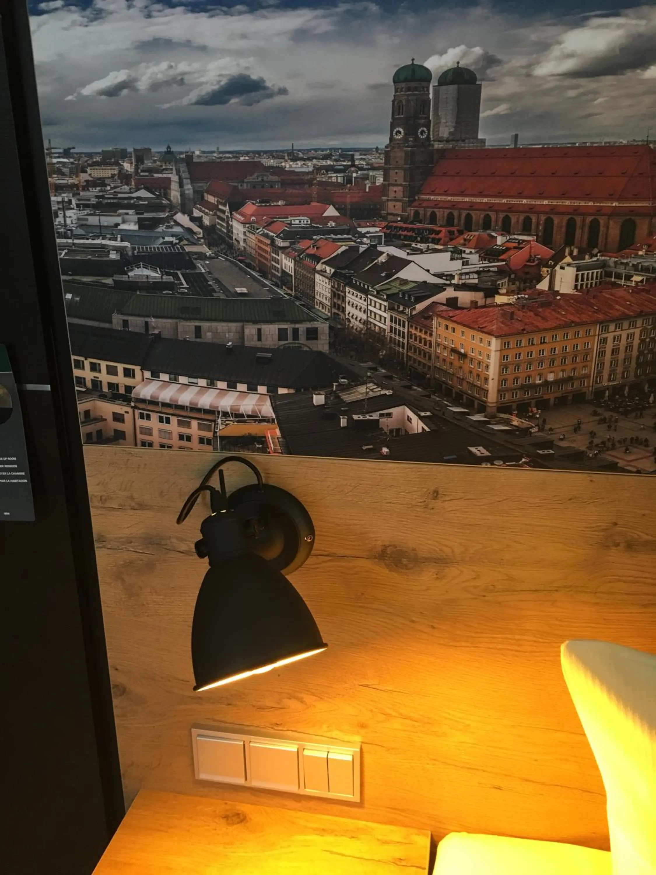 Decorative detail in Parkhotel Leiser