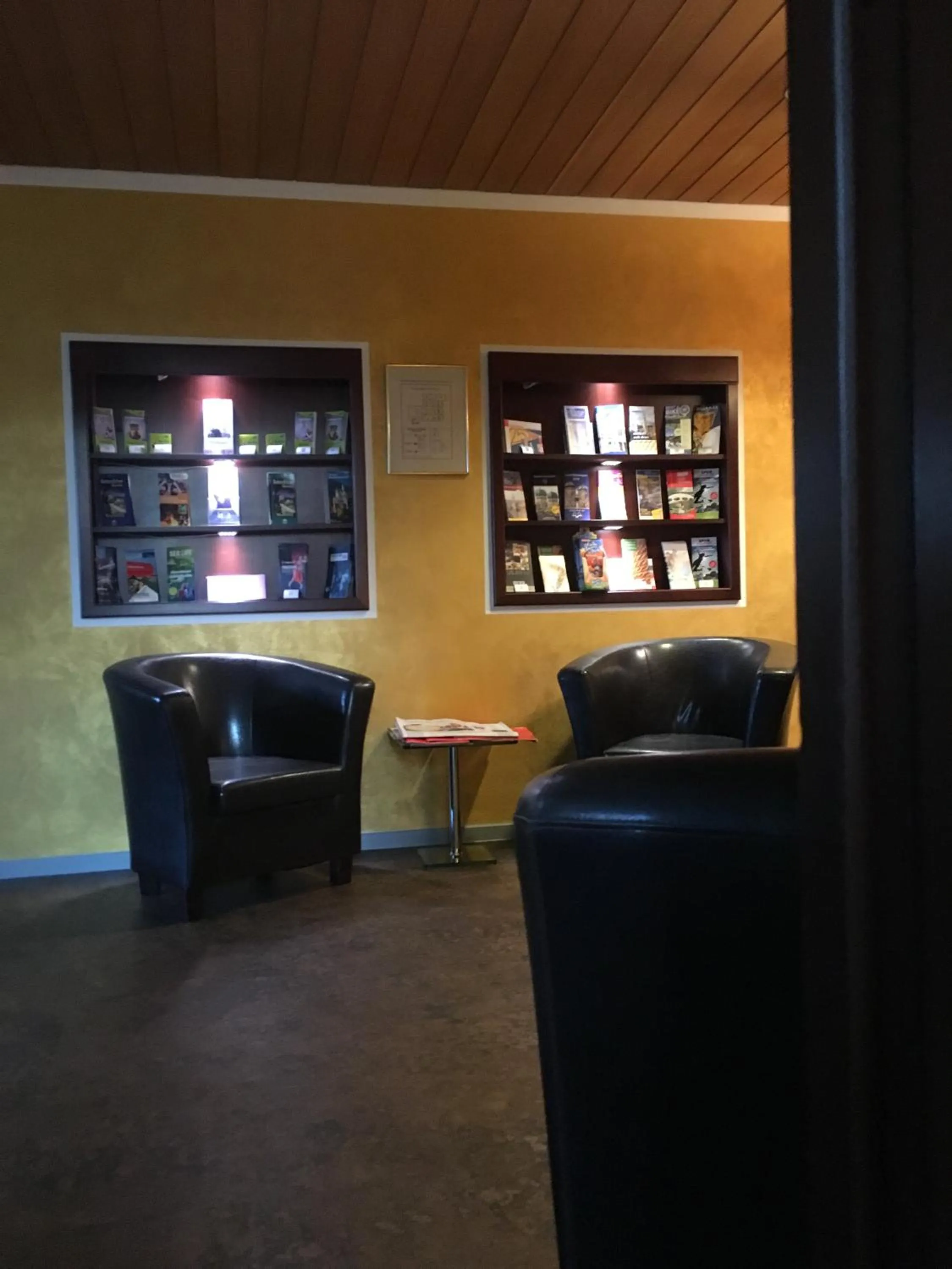 Lobby or reception in Parkhotel Leiser