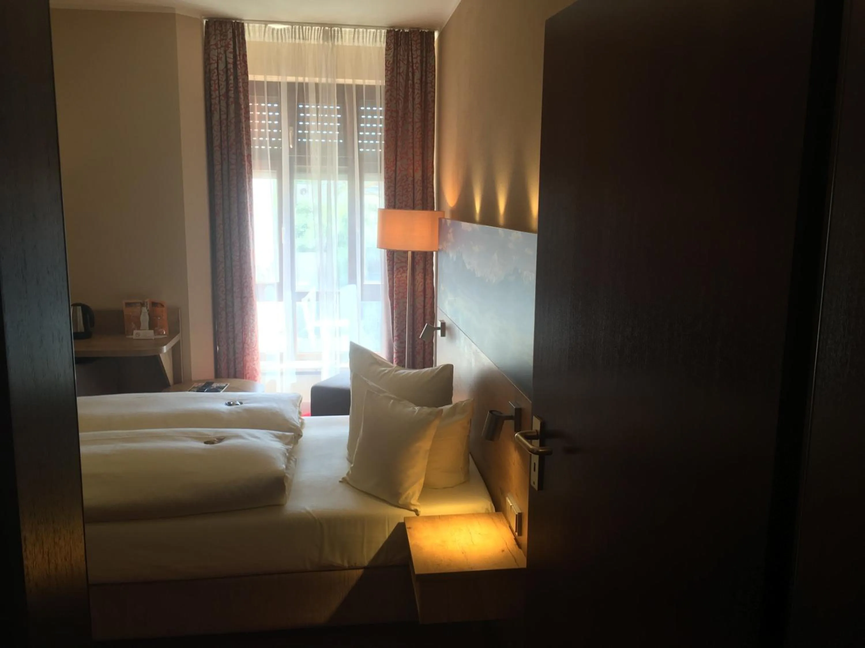 Photo of the whole room, Bed in Parkhotel Leiser