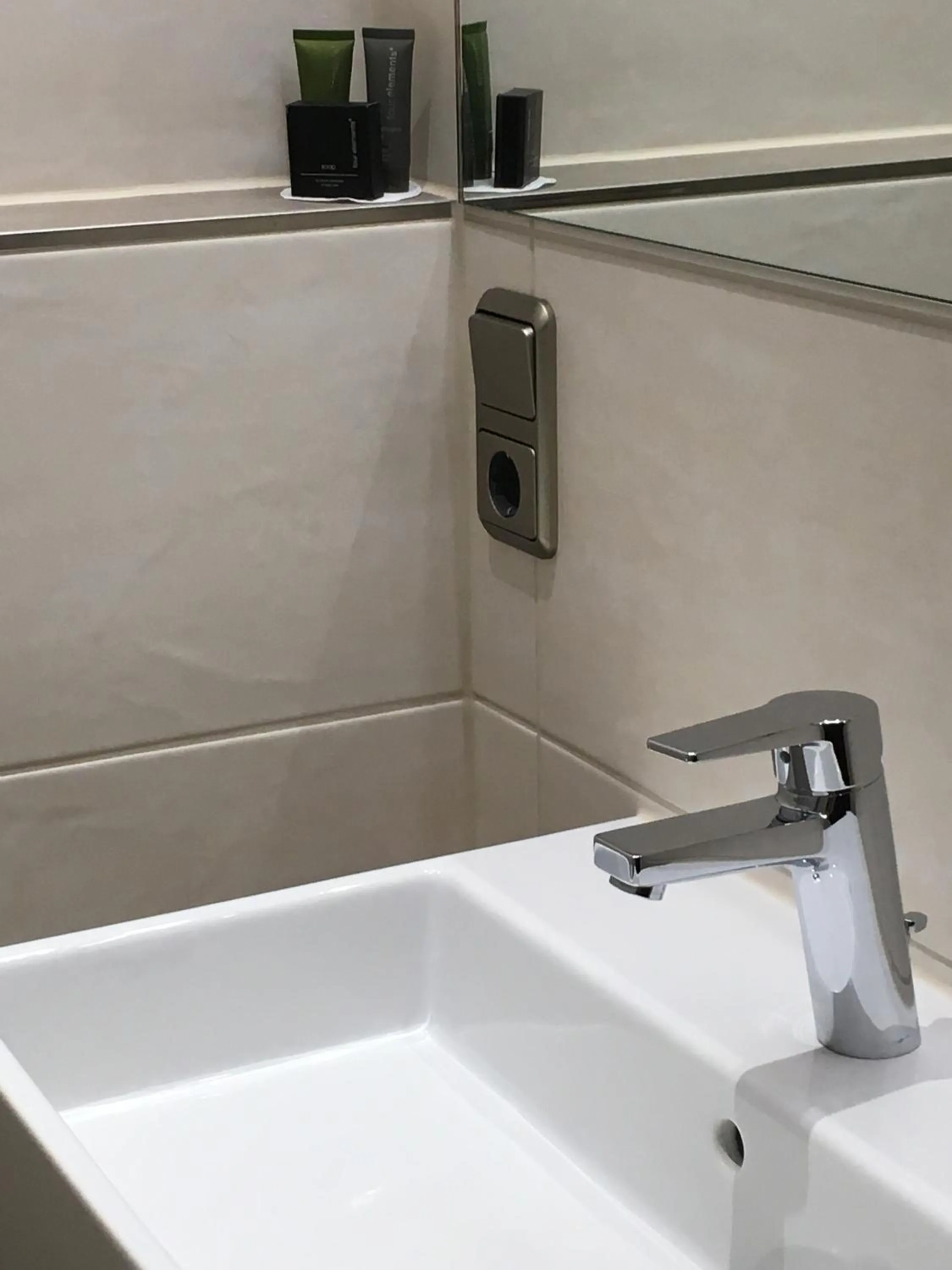 Bathroom in Parkhotel Leiser