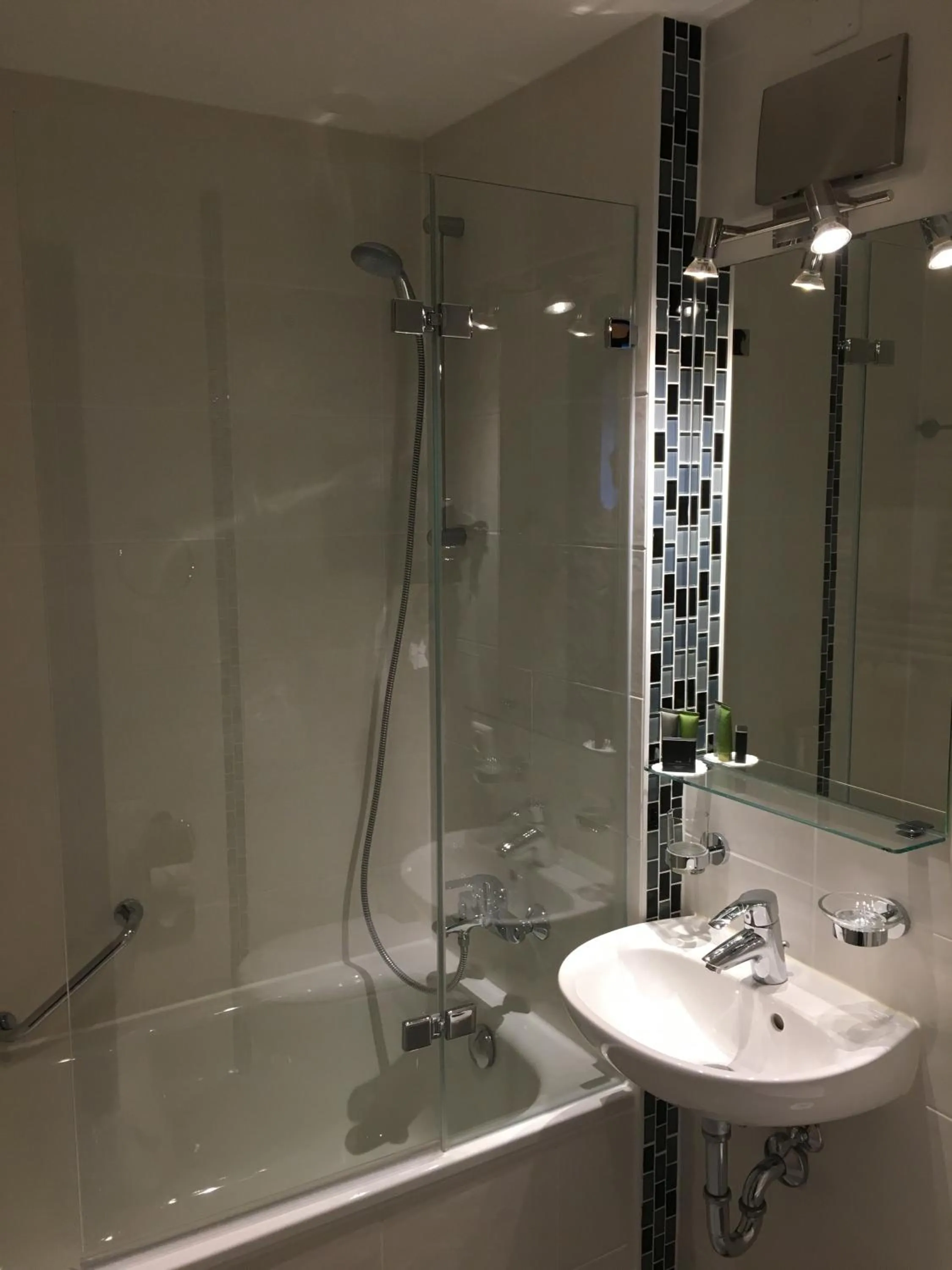 Bathroom in Parkhotel Leiser