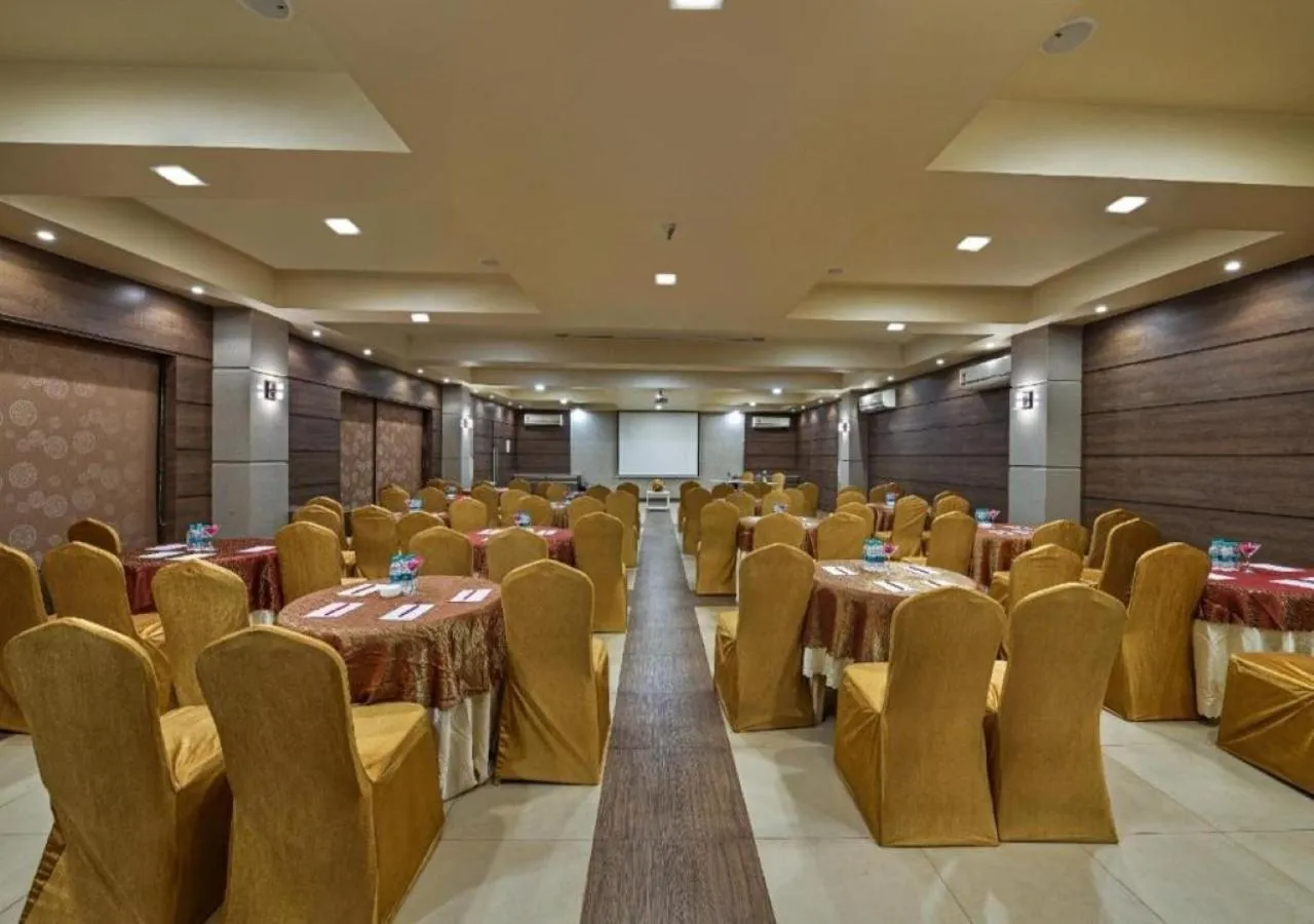 Banquet/Function facilities in Meritas Crystal Resort