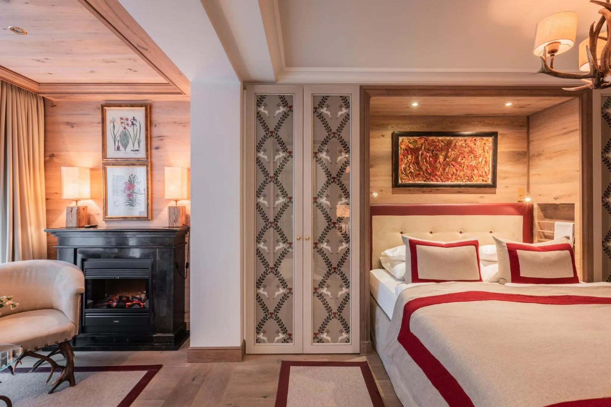 Photo of the whole room, Bed in Alpin Resort Sacher