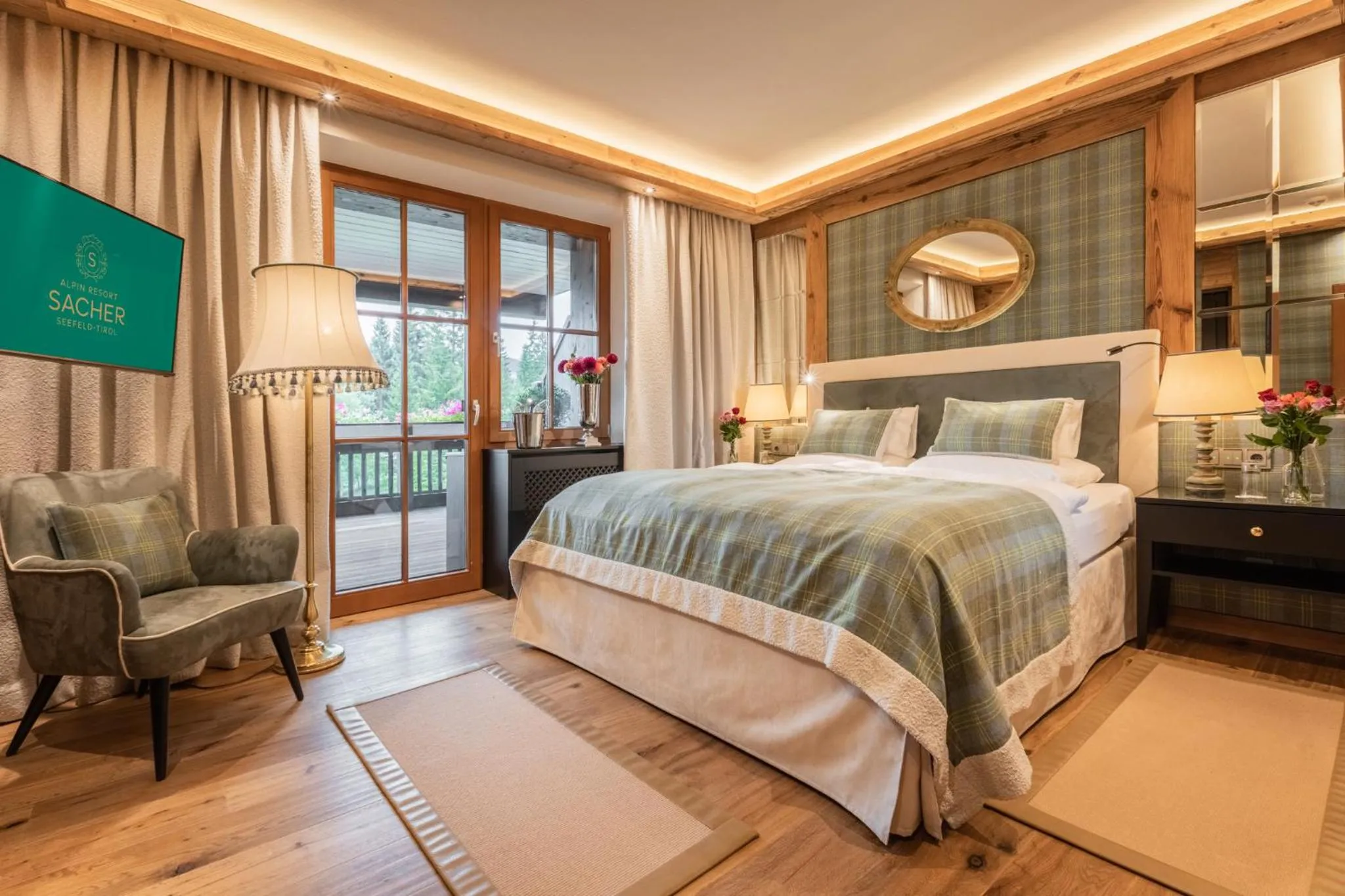 Bedroom, Bed in Alpin Resort Sacher