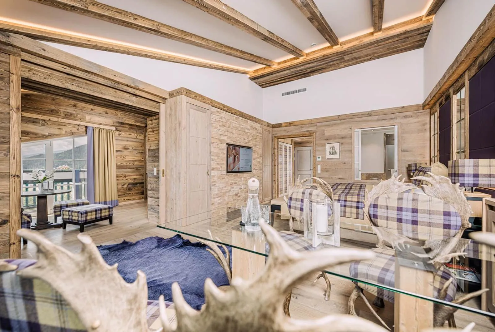 Bed in Alpin Resort Sacher