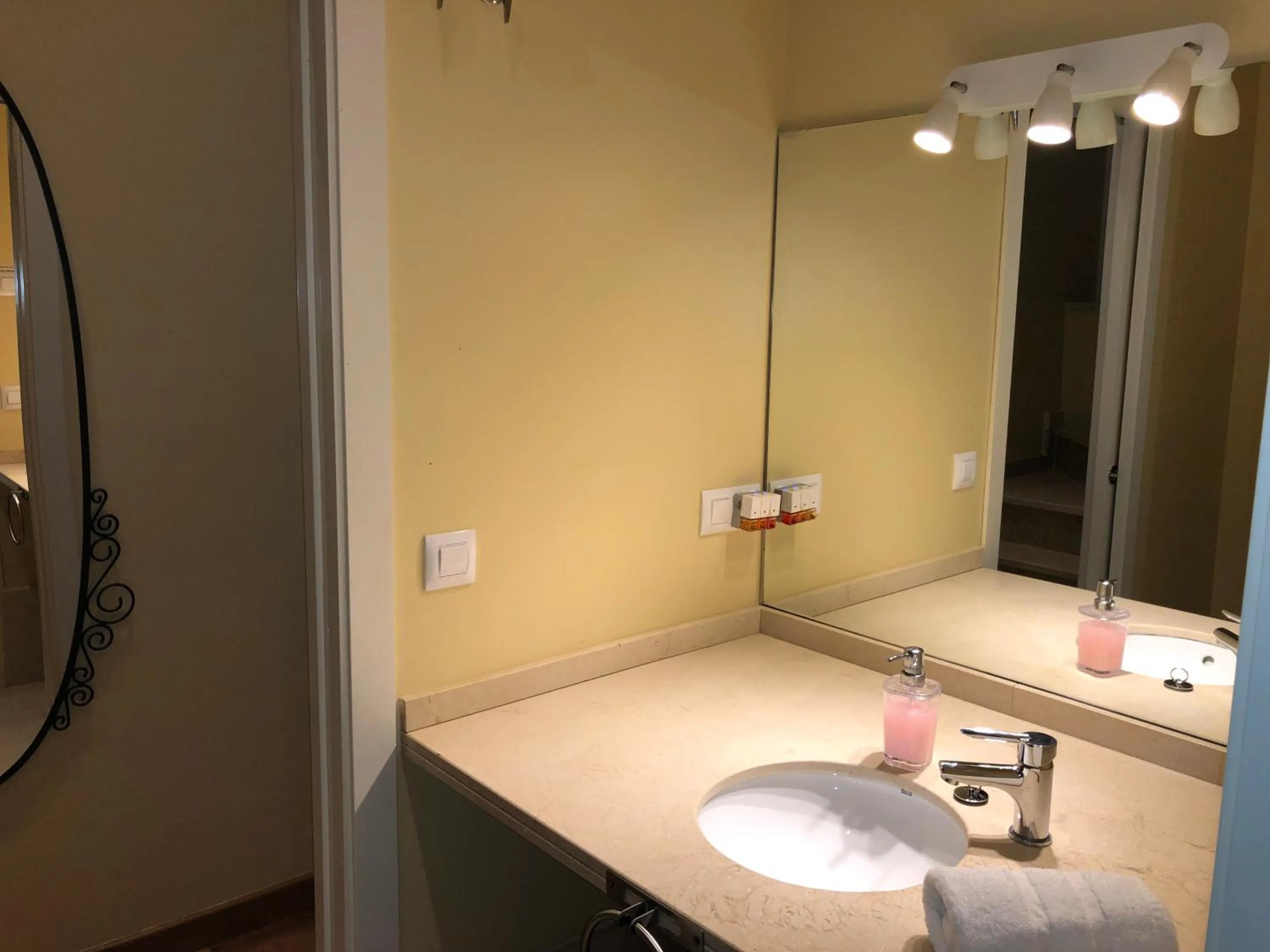 Bathroom in Life Apartments San Vicente