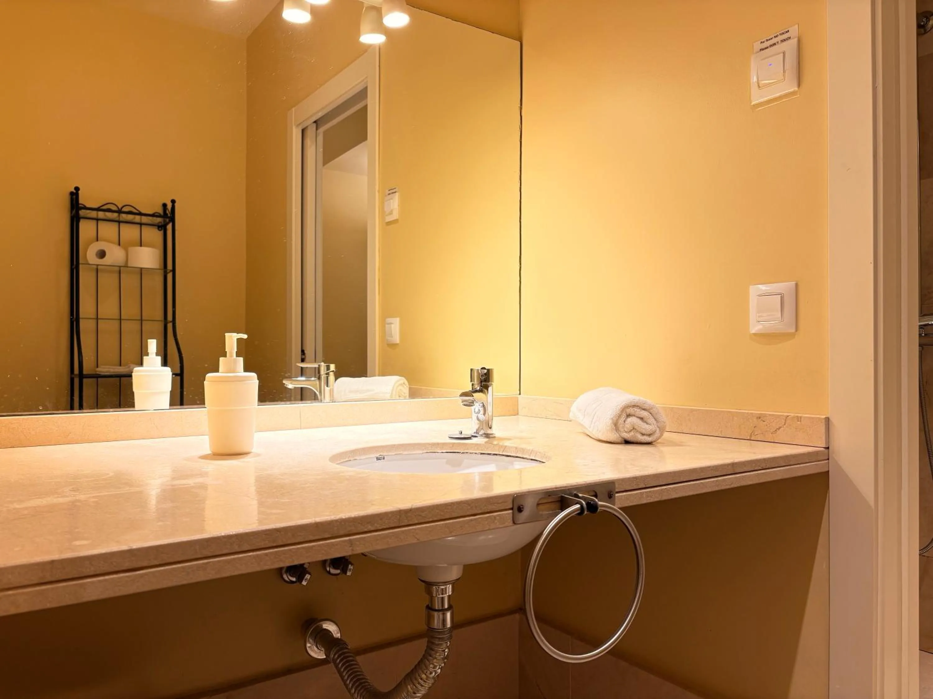 Bathroom in Life Apartments San Vicente