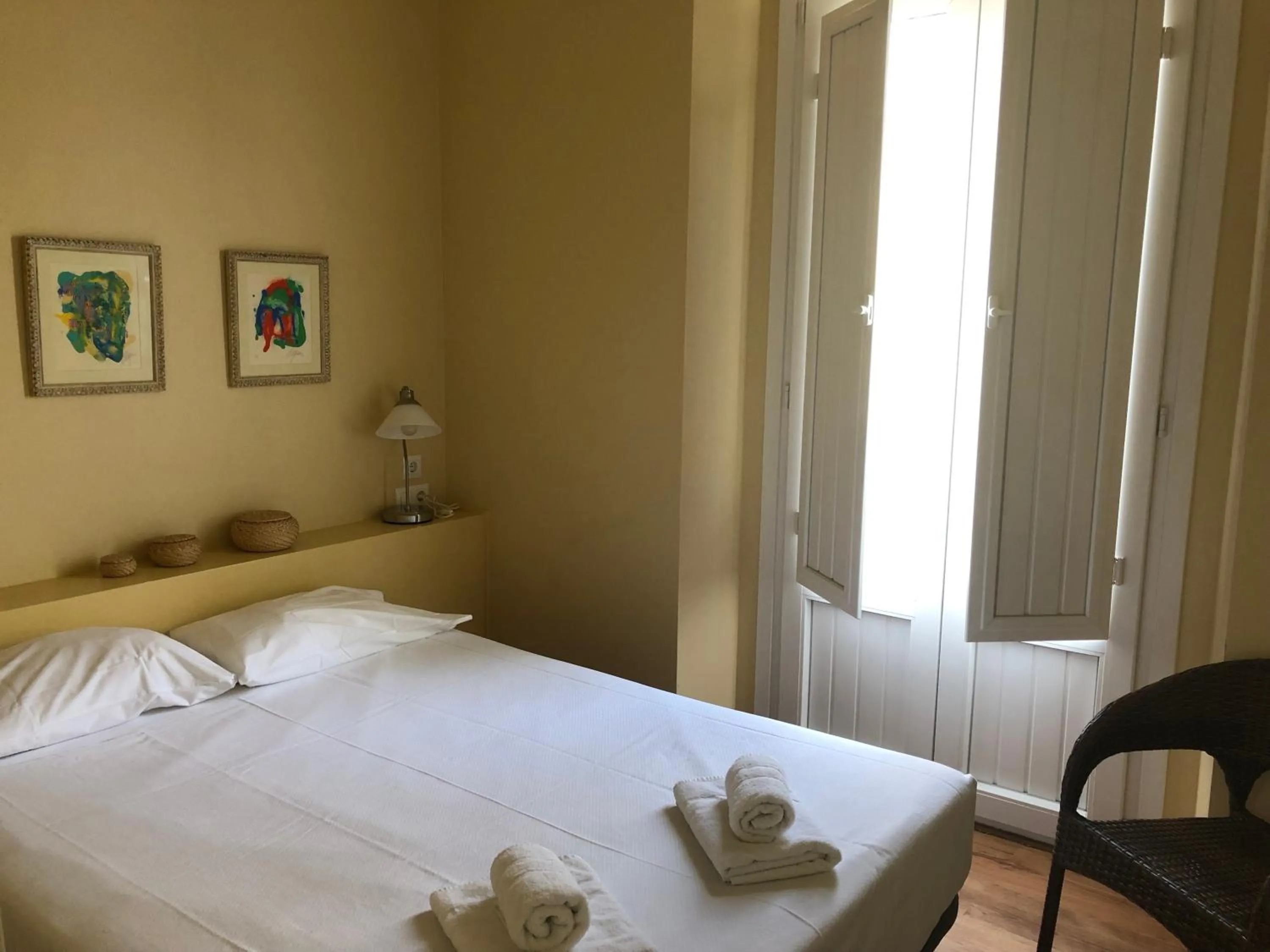 Bedroom, Bed in Life Apartments San Vicente