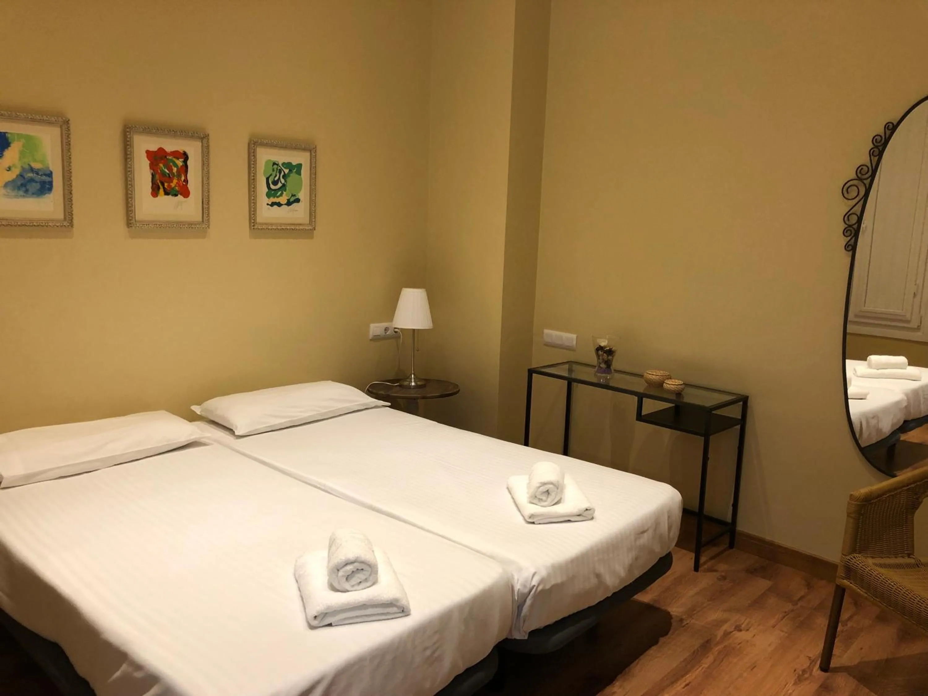 Bedroom, Bed in Life Apartments San Vicente