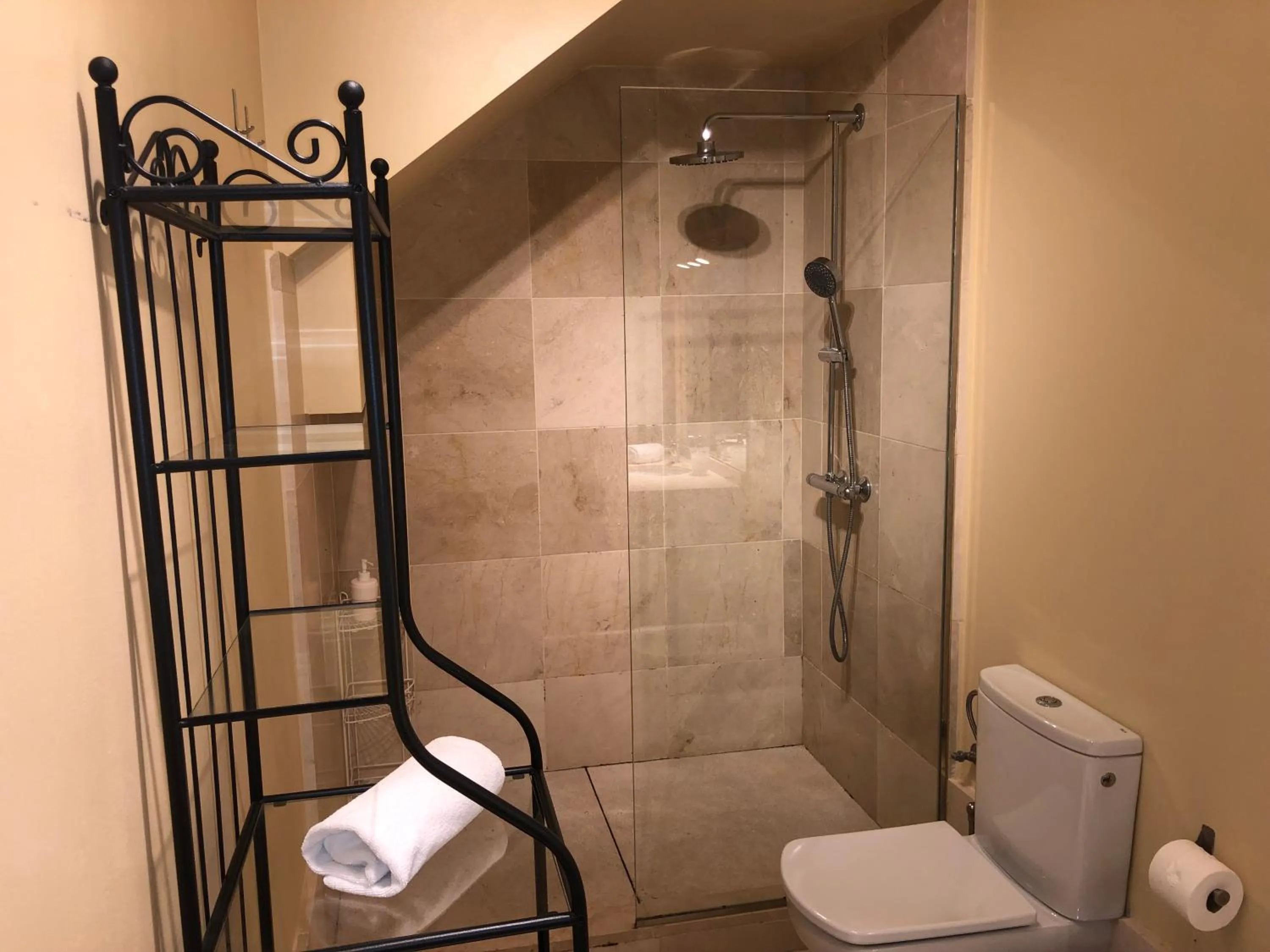 Bathroom in Life Apartments San Vicente